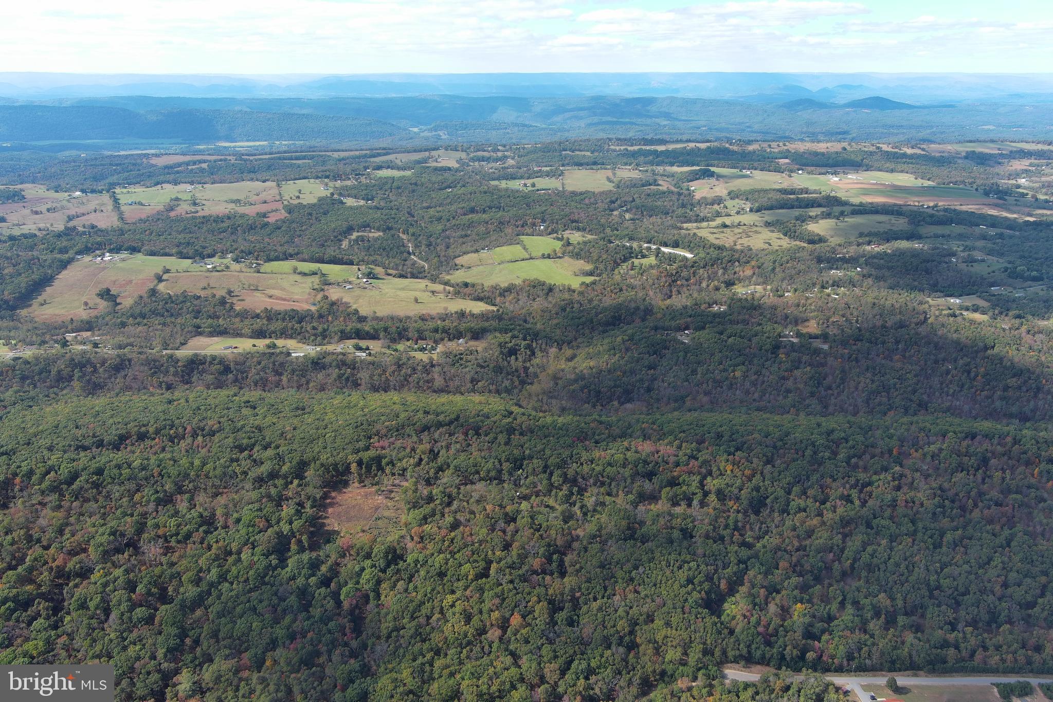 QUIVEY'S GROVE - Land