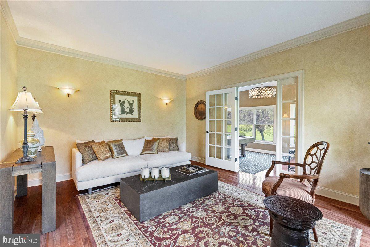2 SCENIC HILLS COURT