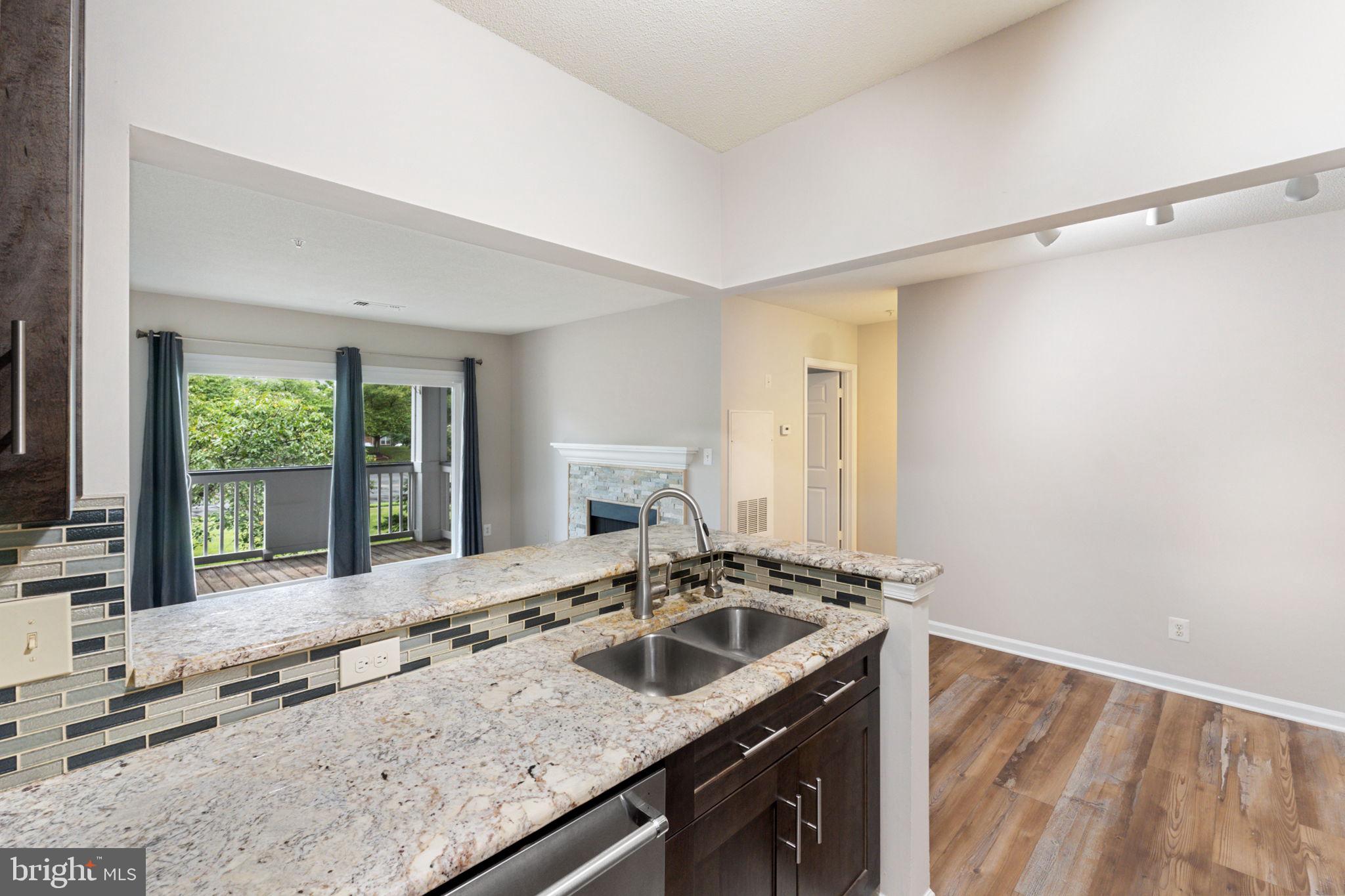 S.GLEN AT UNIVERSITY CTR - Residential