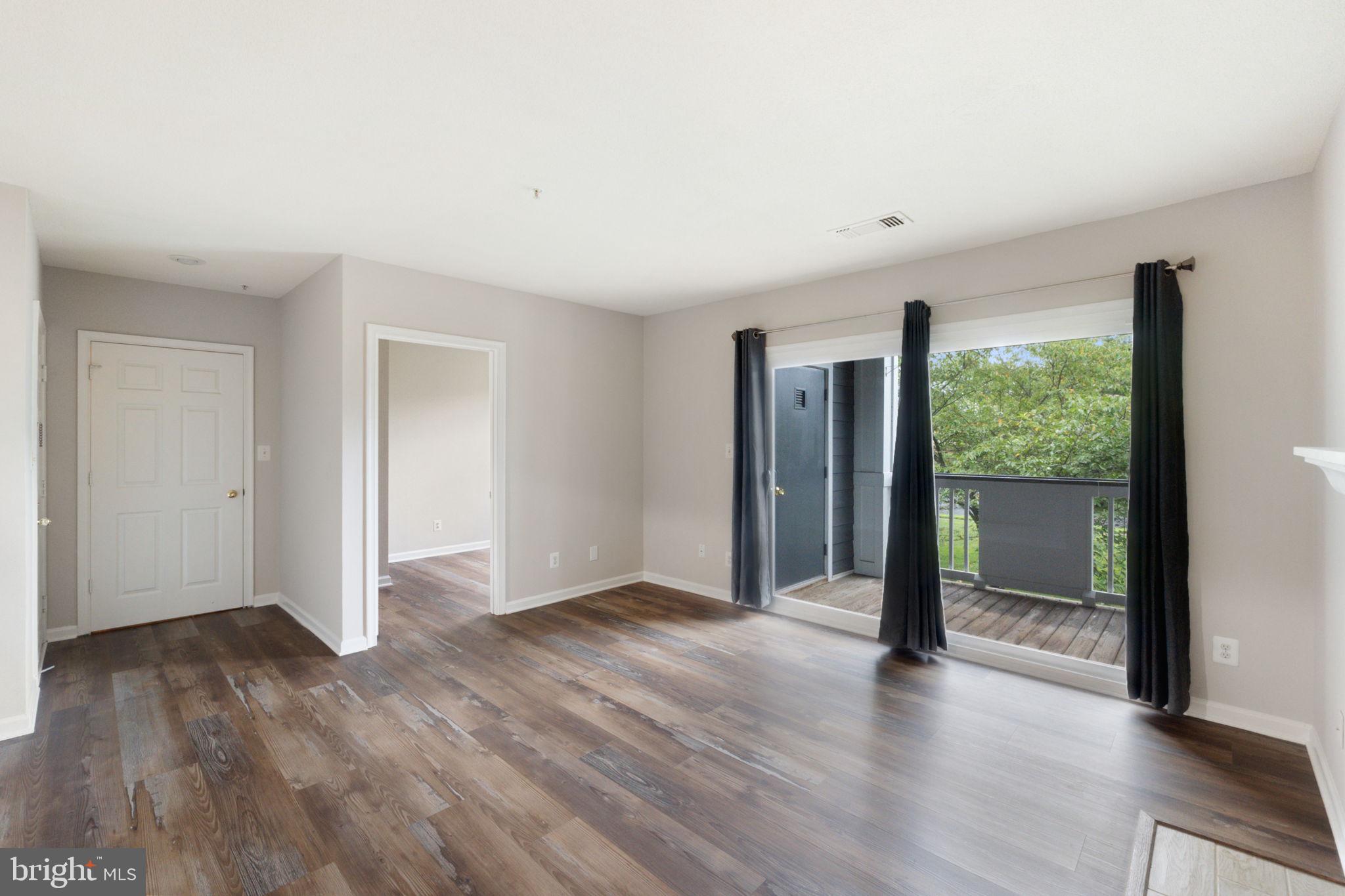 S.GLEN AT UNIVERSITY CTR - Residential