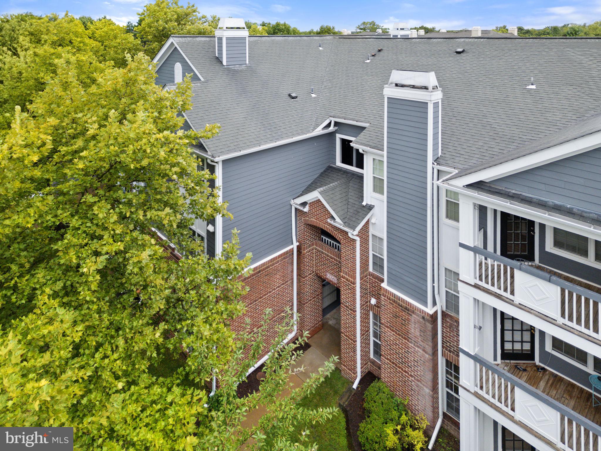 S.GLEN AT UNIVERSITY CTR - Residential