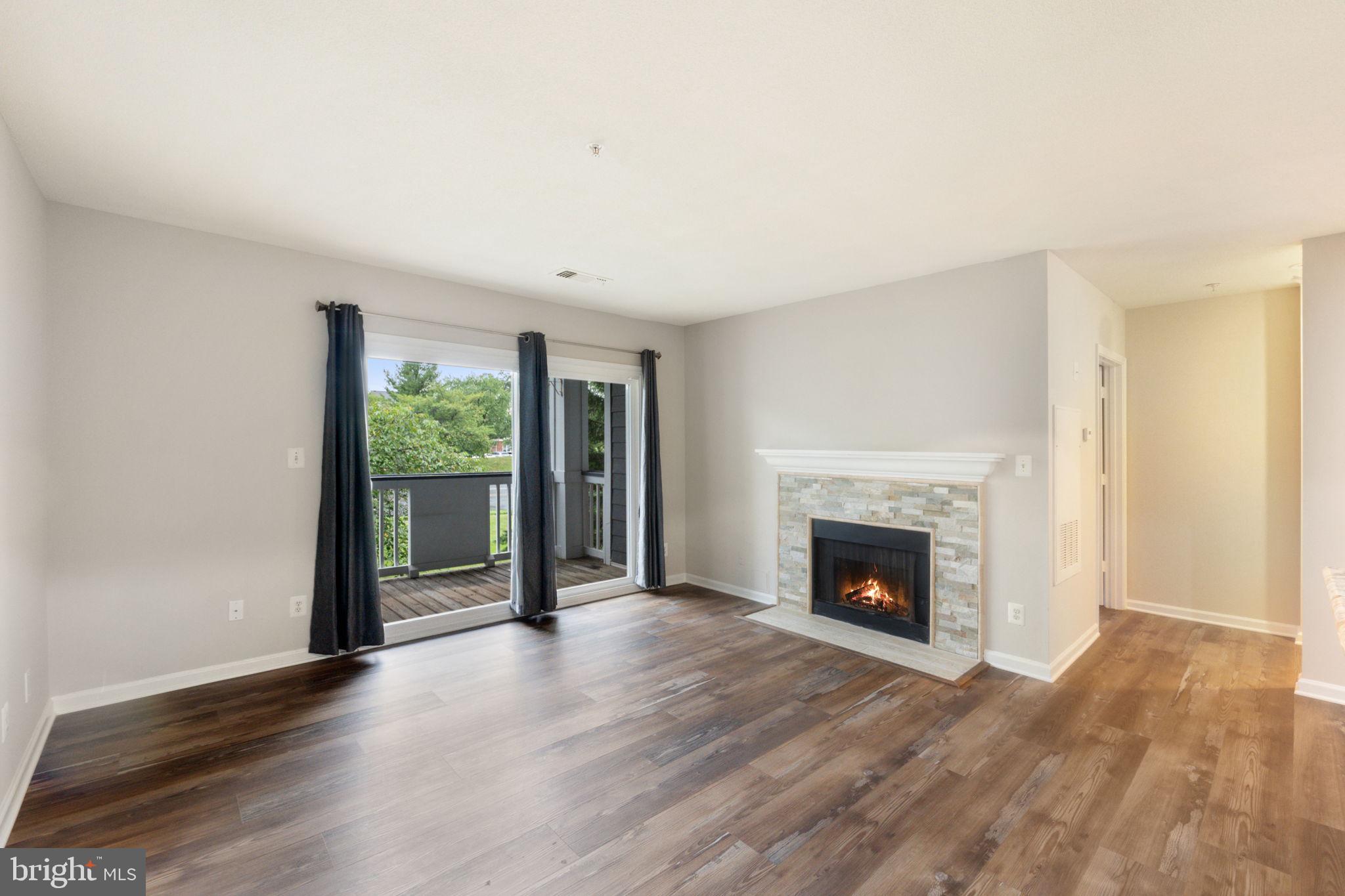 S.GLEN AT UNIVERSITY CTR - Residential