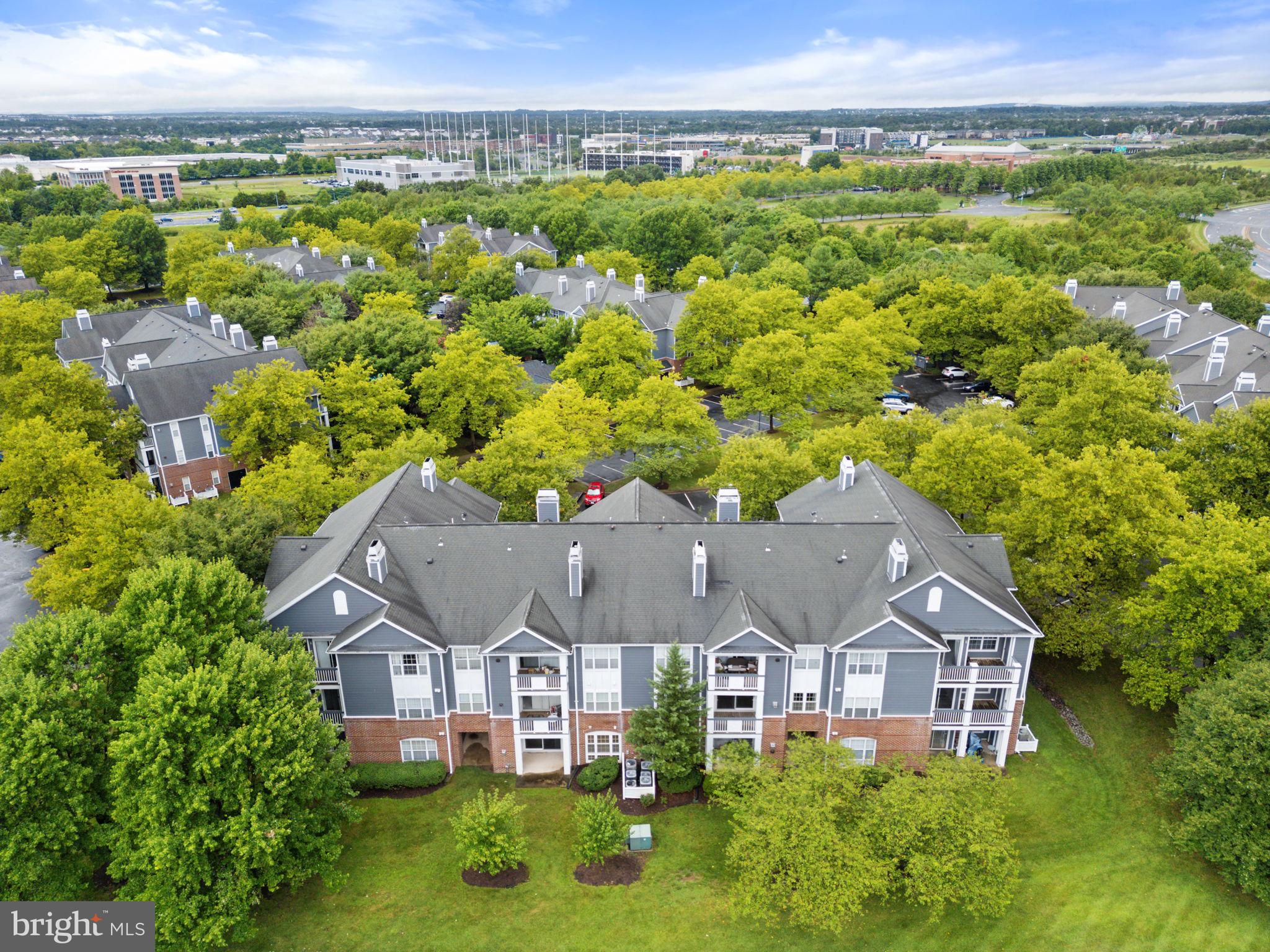 S.GLEN AT UNIVERSITY CTR - Residential