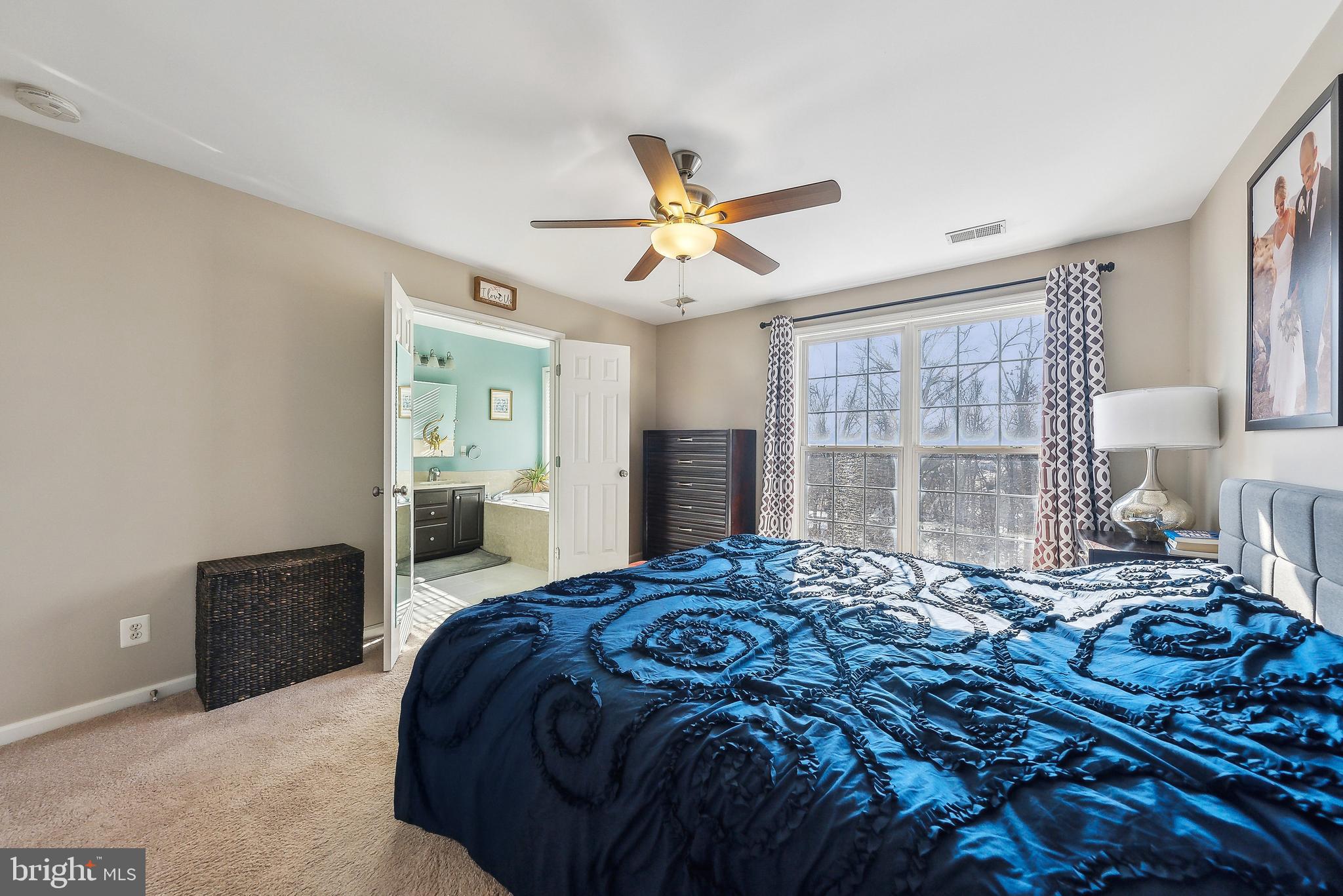 OVERLOOK - Residential Lease