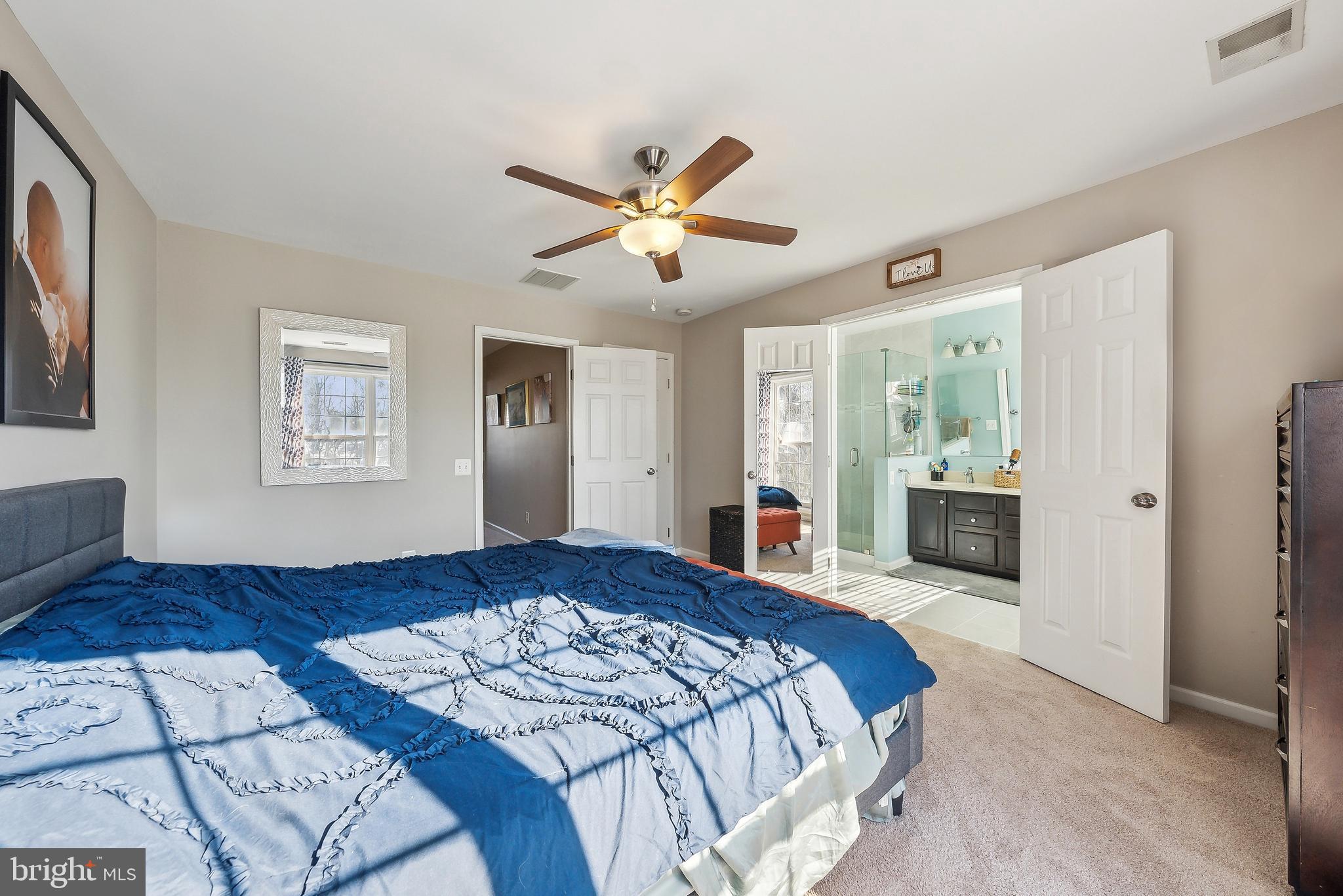 OVERLOOK - Residential Lease