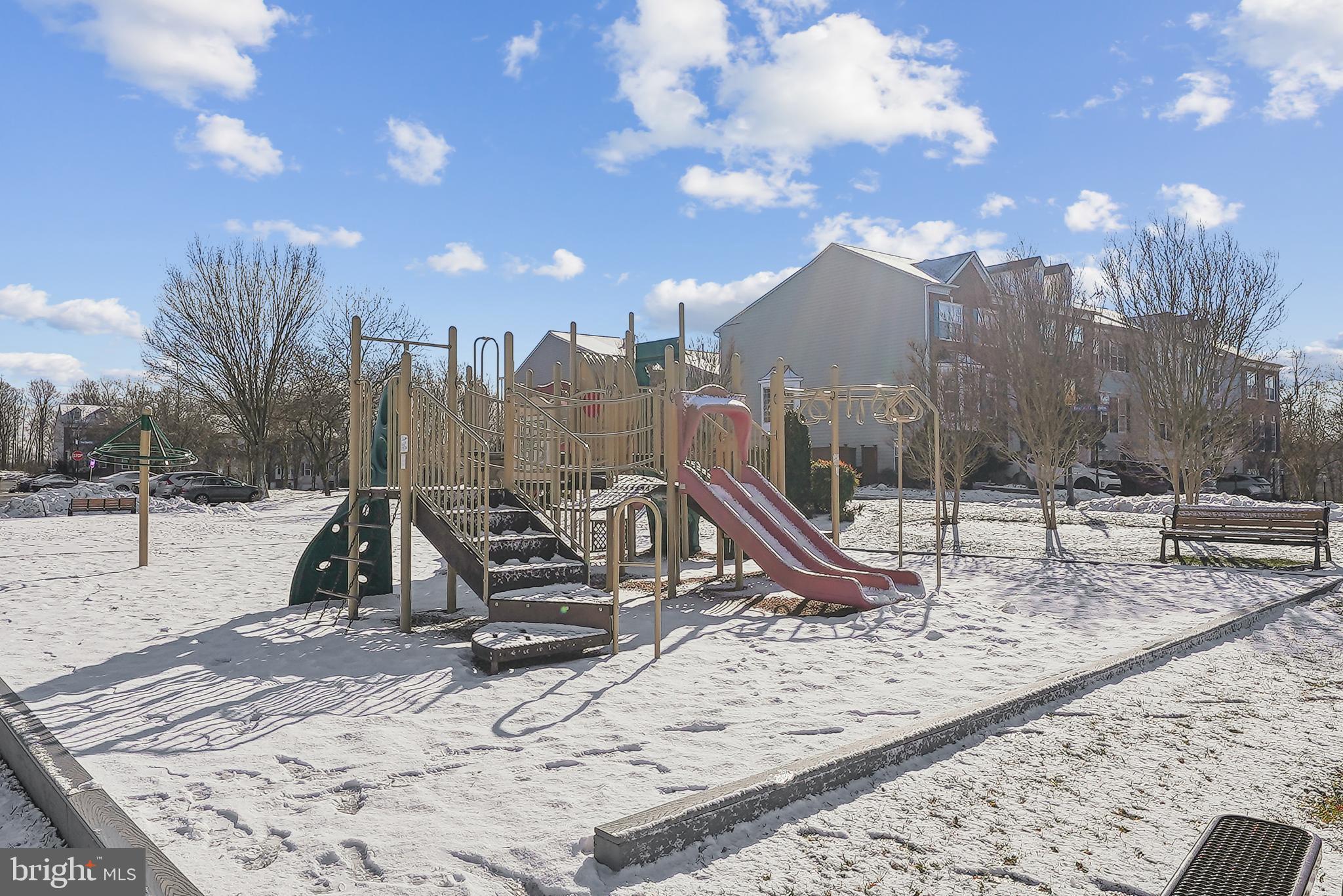 OVERLOOK - Residential Lease