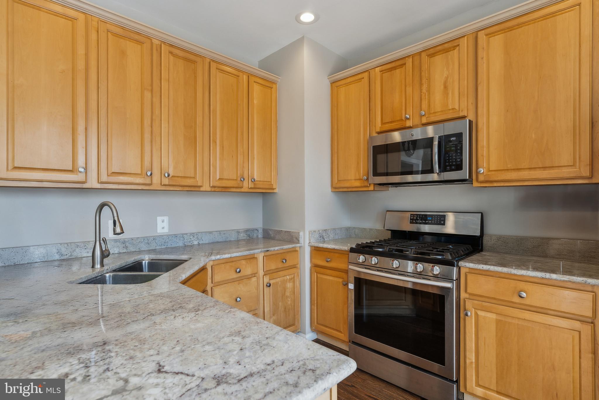 OVERLOOK - Residential Lease