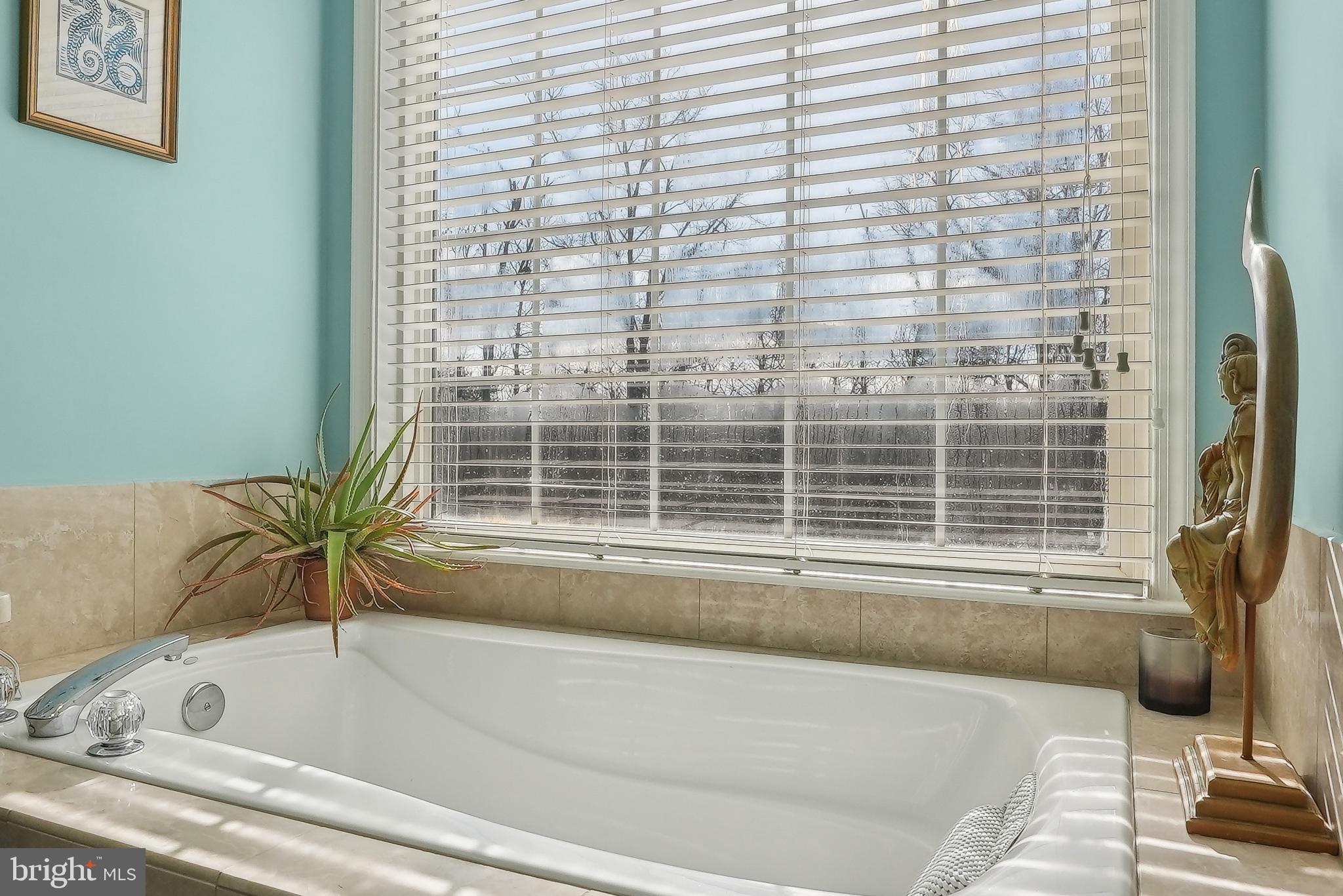 OVERLOOK - Residential Lease