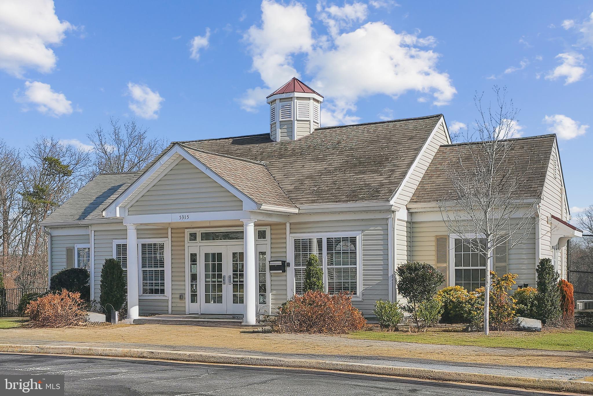 OVERLOOK - Residential Lease