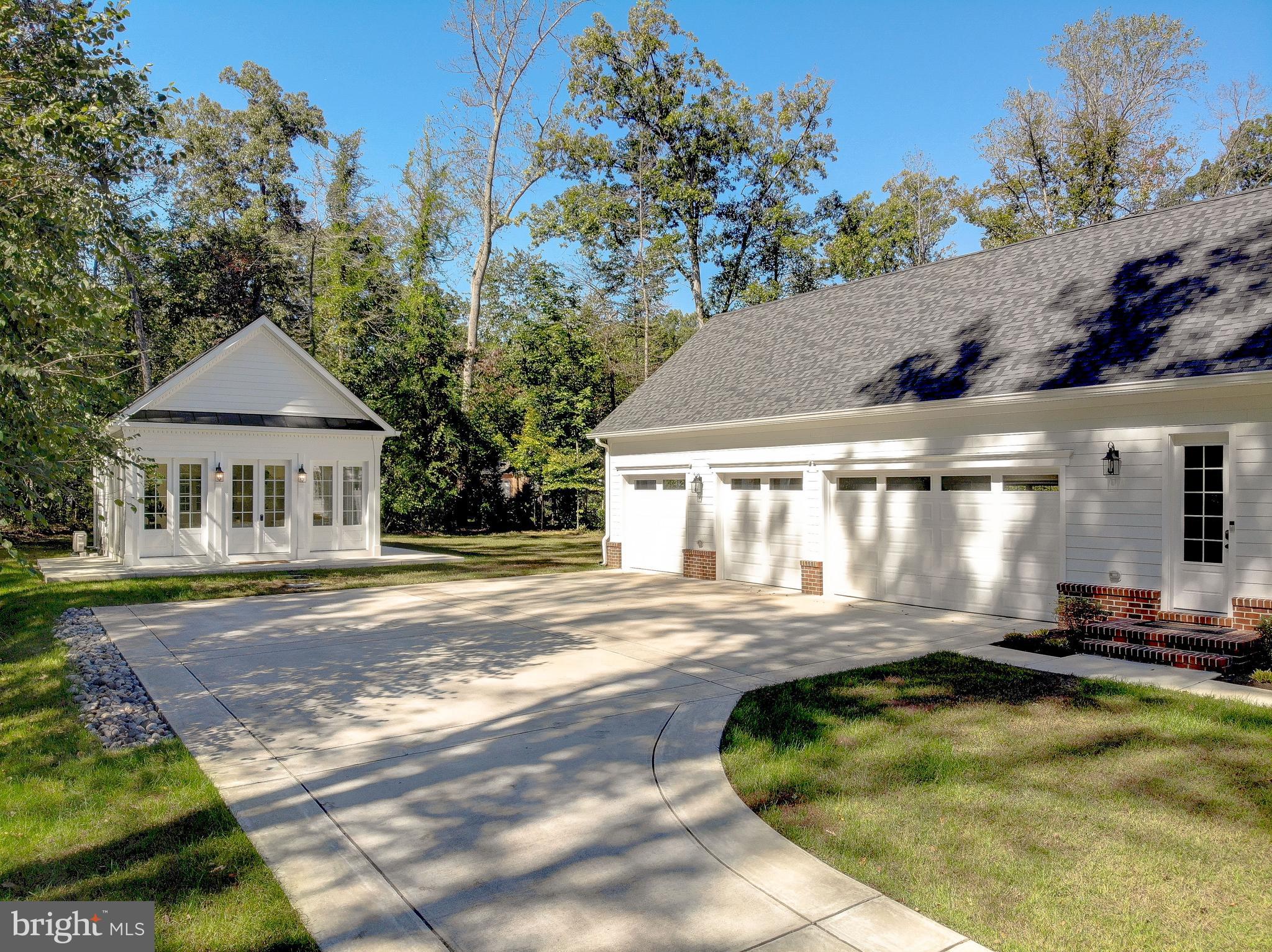 CARRIAGE ESTATES - Residential