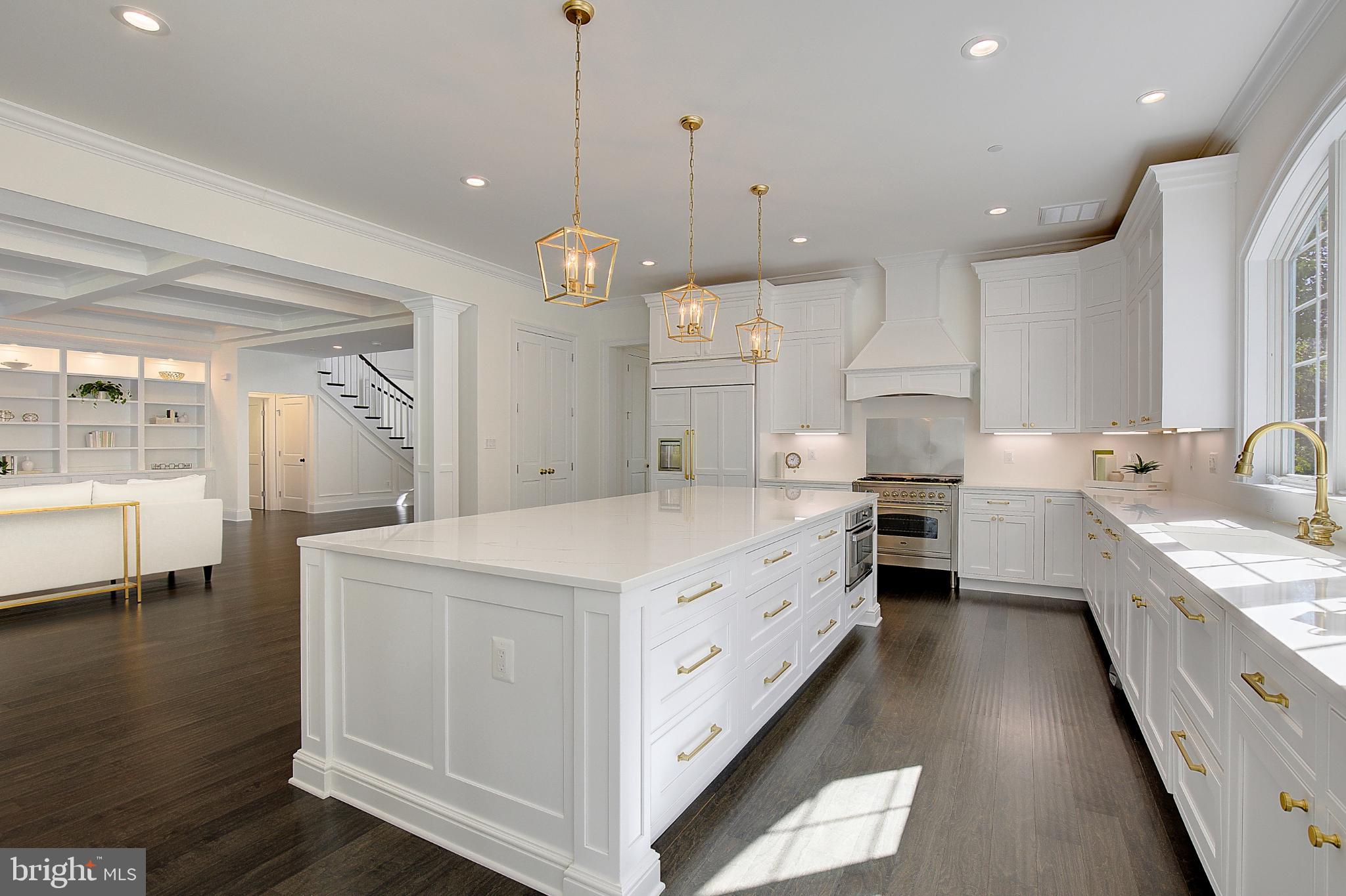 CARRIAGE ESTATES - Residential