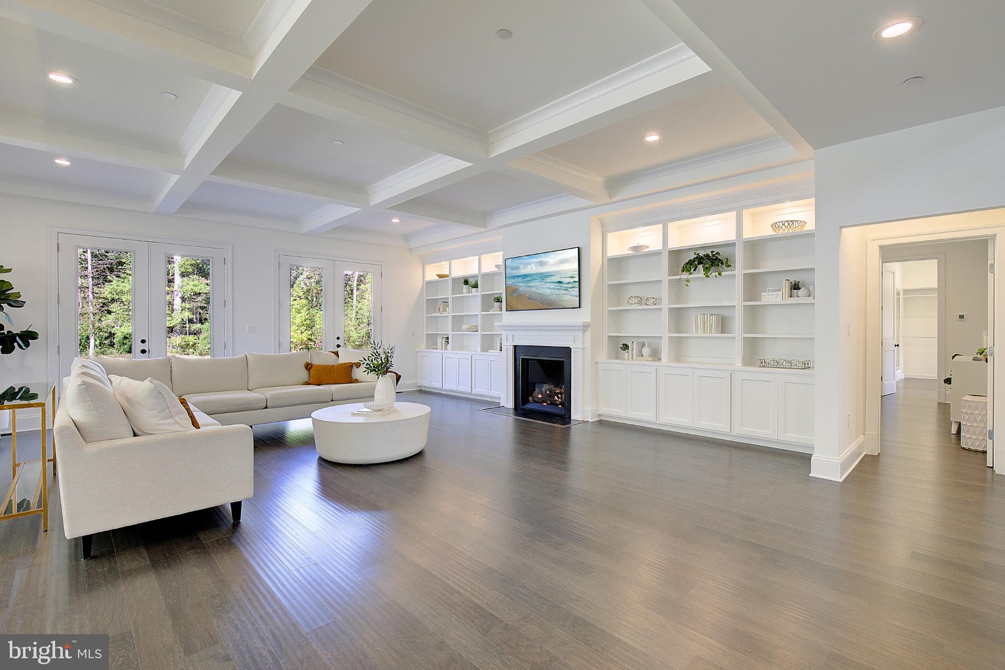 CARRIAGE ESTATES - Residential