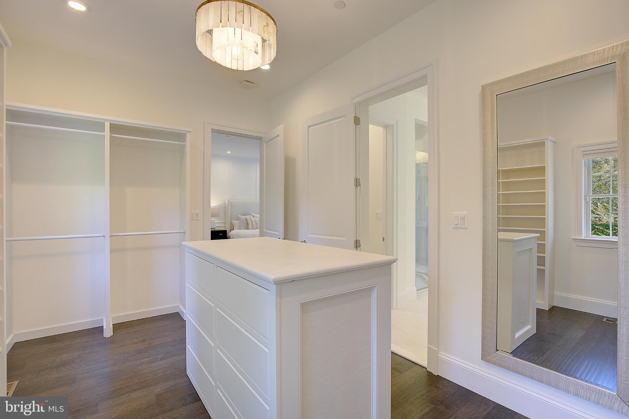 CARRIAGE ESTATES - Residential