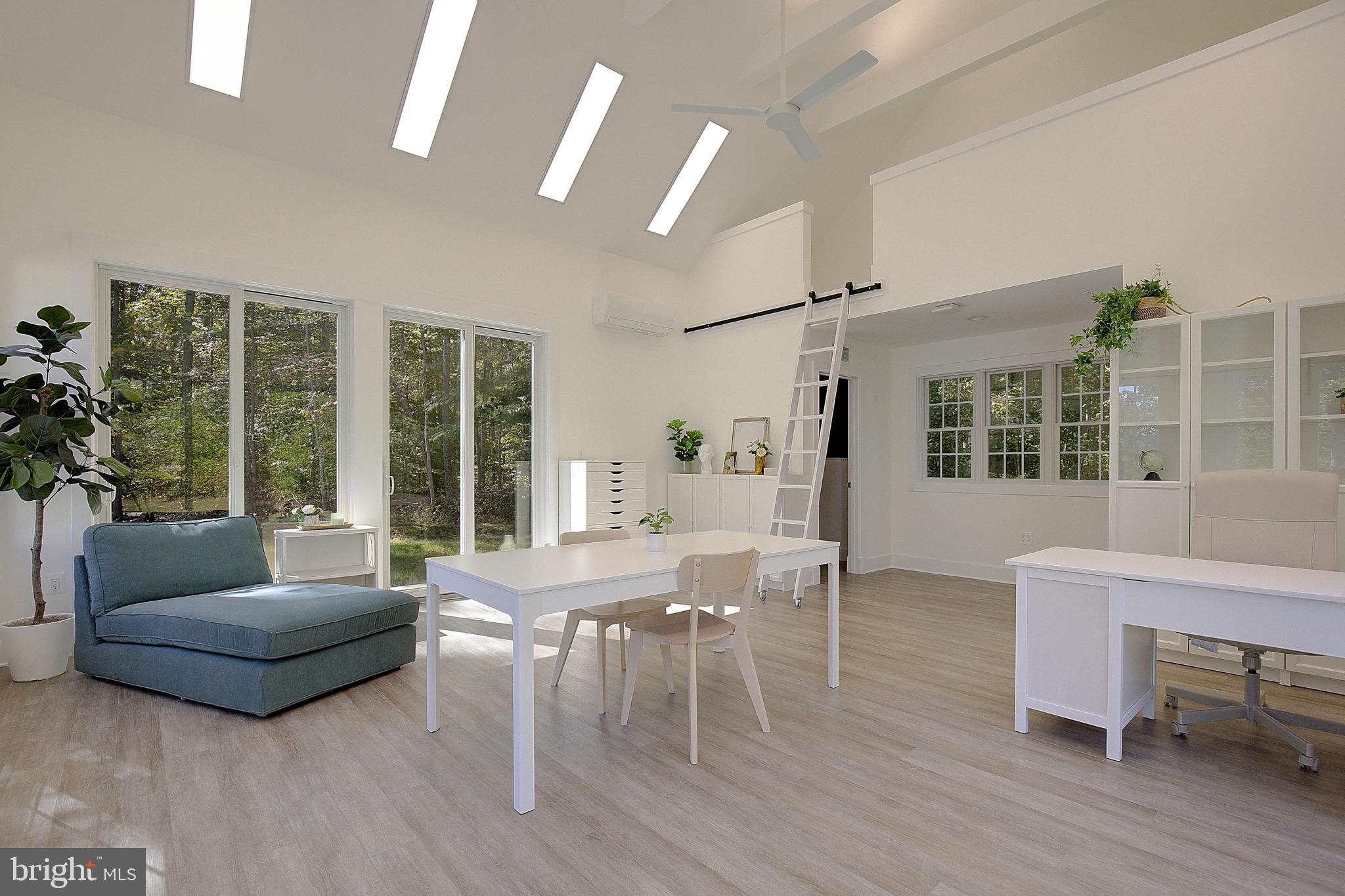 CARRIAGE ESTATES - Residential