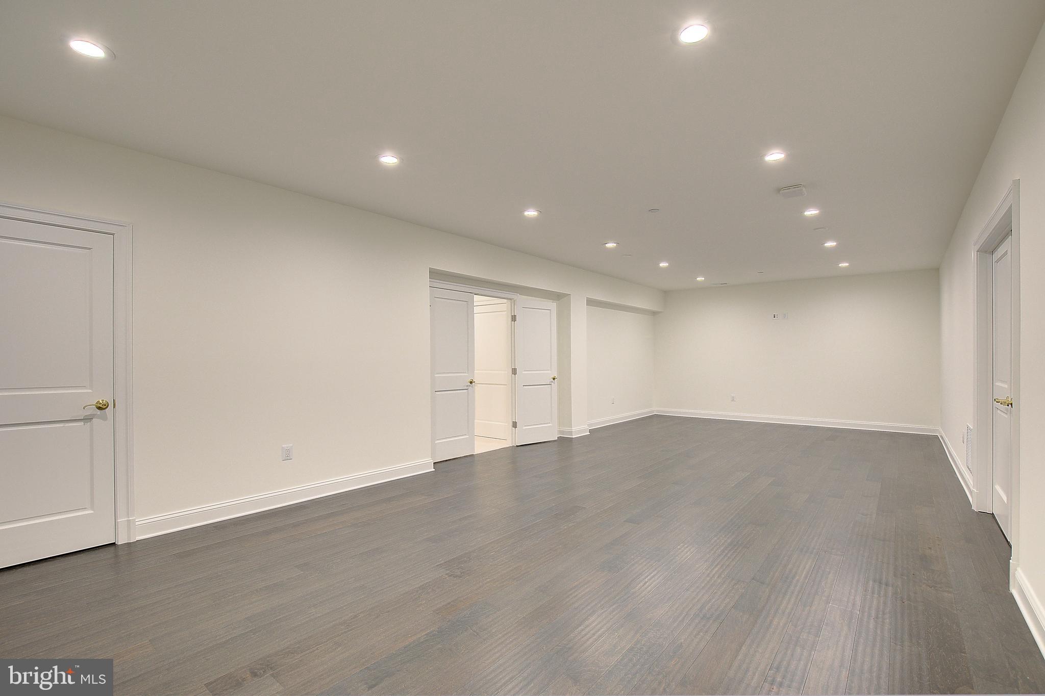 CARRIAGE ESTATES - Residential