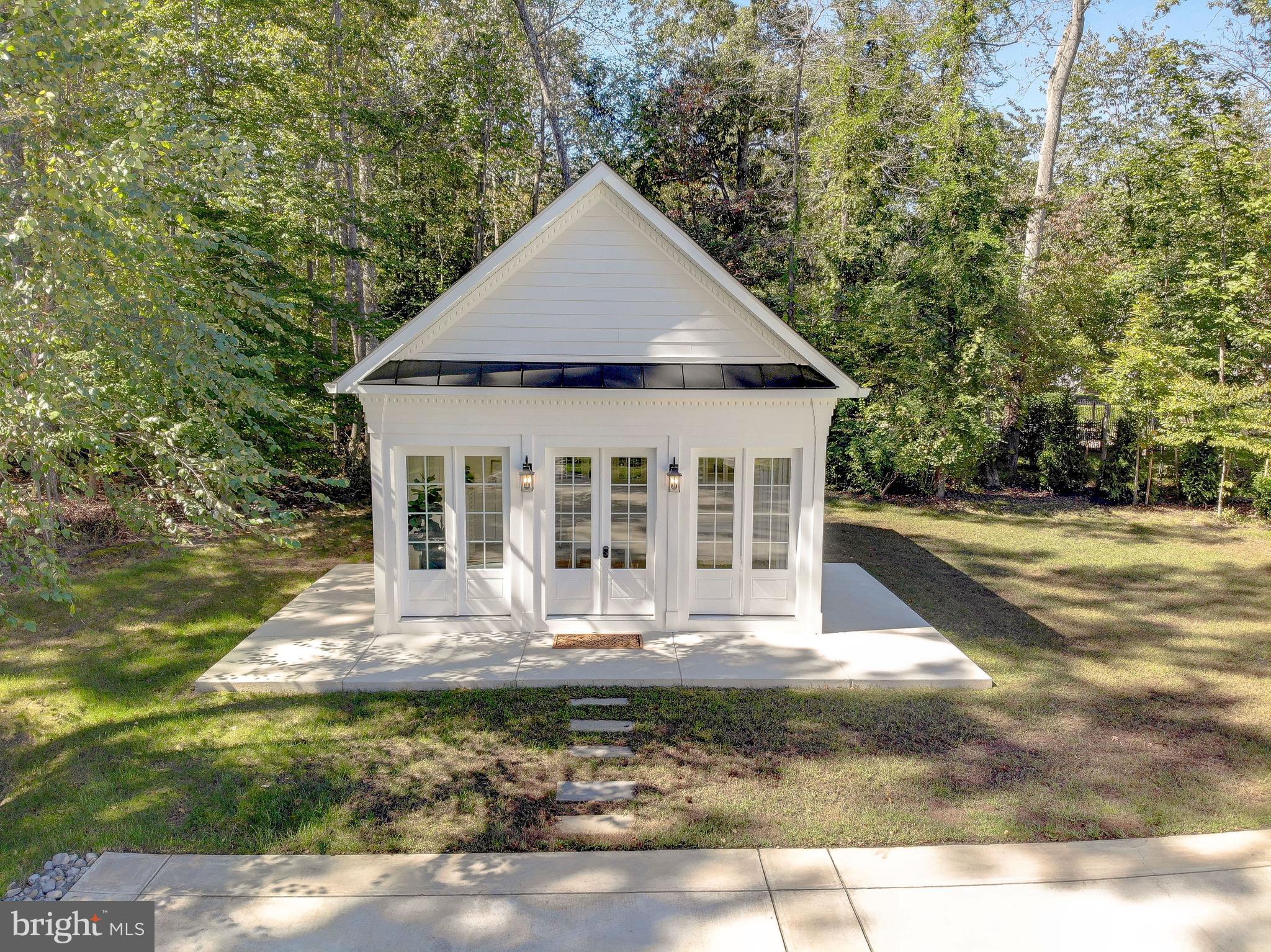 CARRIAGE ESTATES - Residential