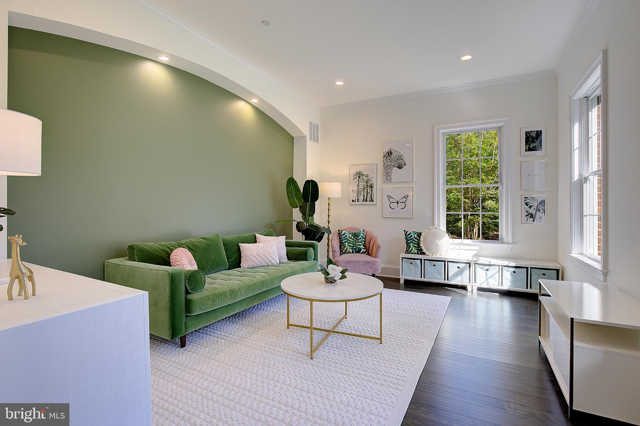 CARRIAGE ESTATES - Residential