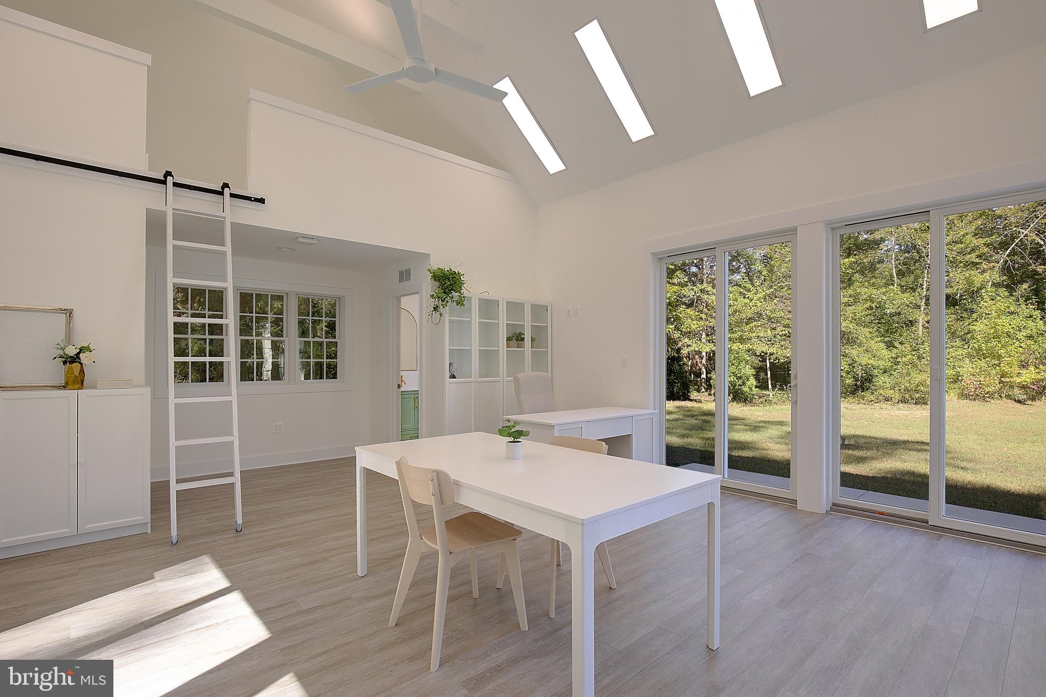 CARRIAGE ESTATES - Residential