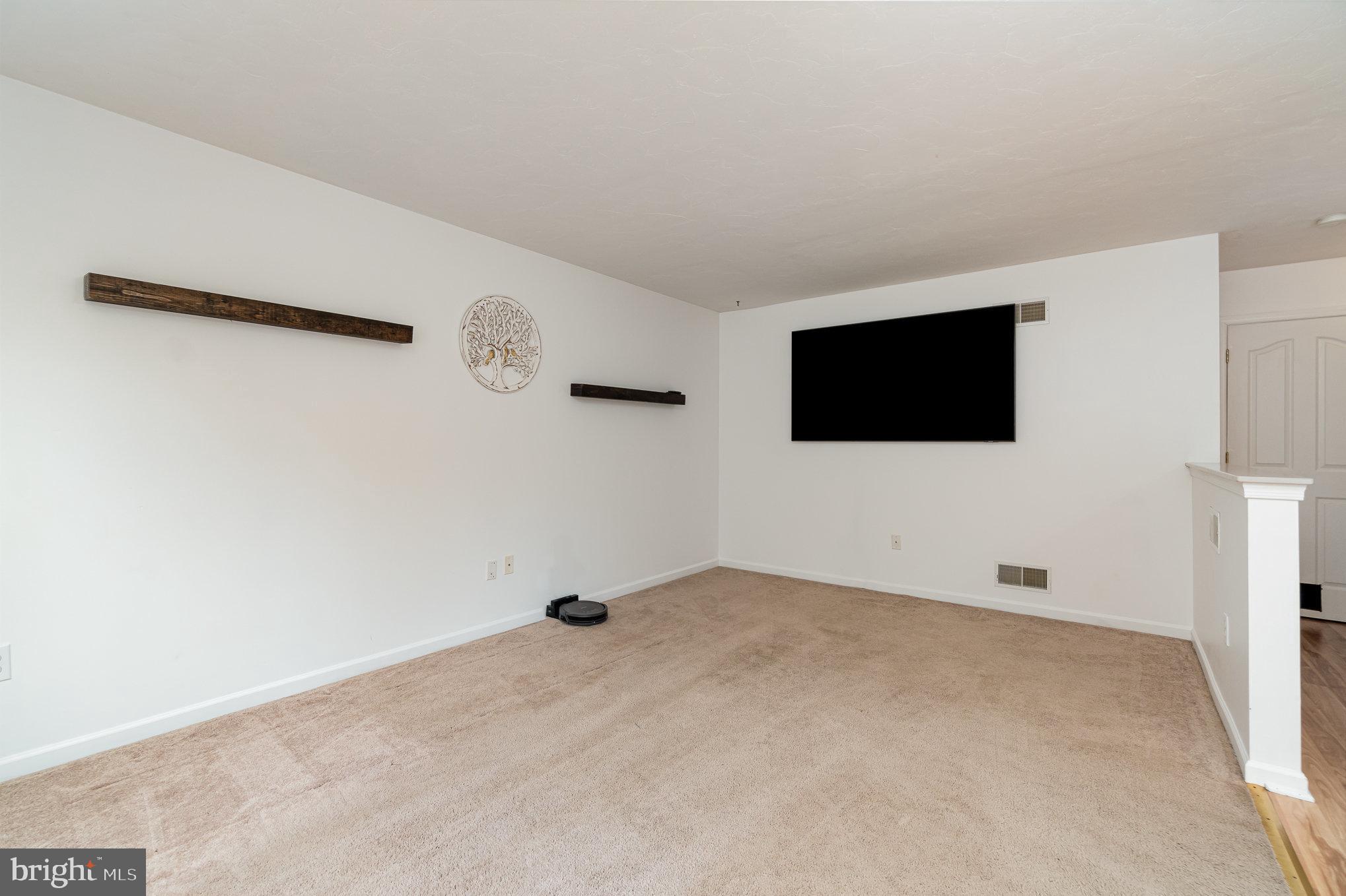 HERITAGE HILLS - Residential