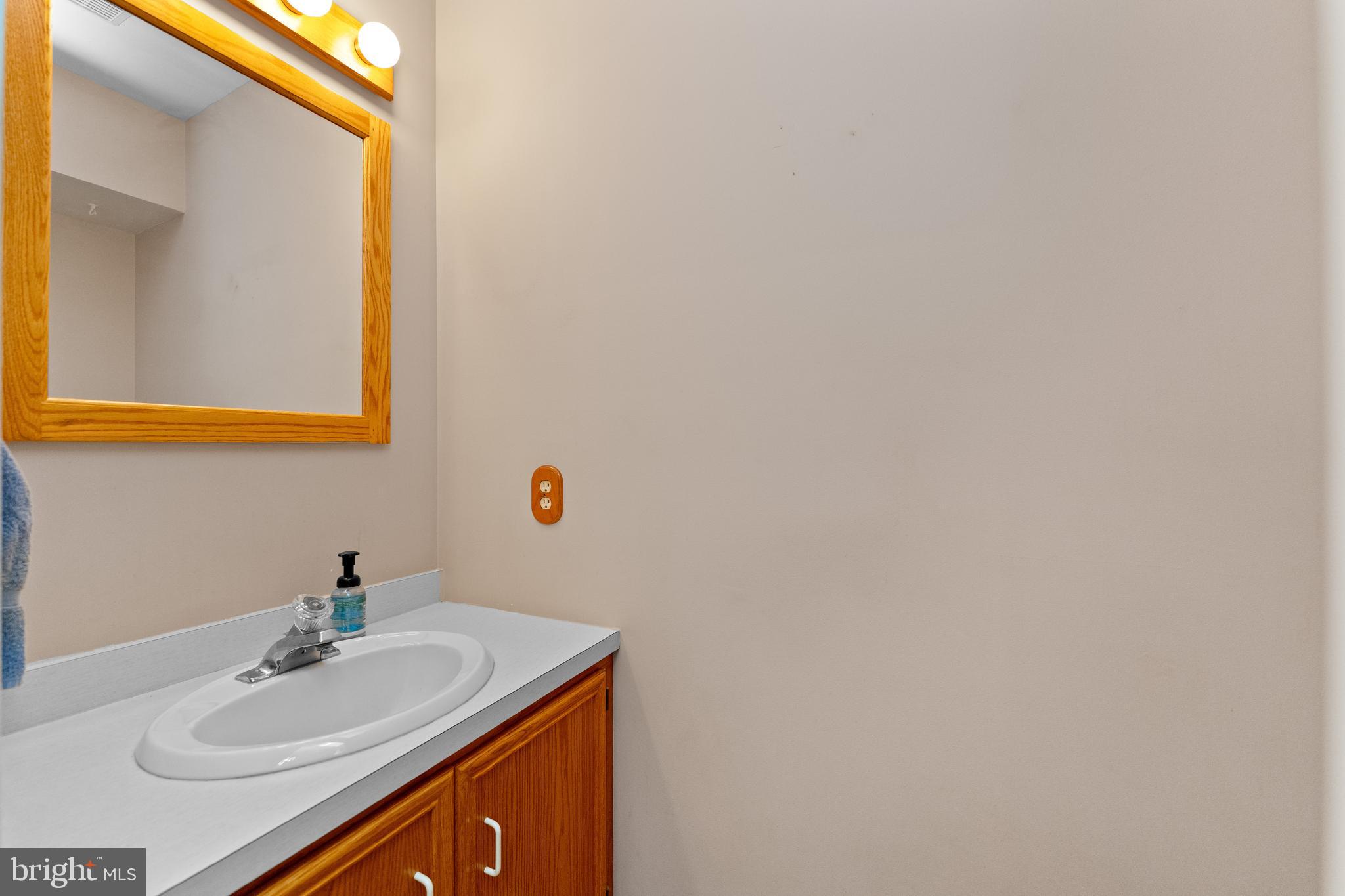 CLEARVIEW MANOR - Residential