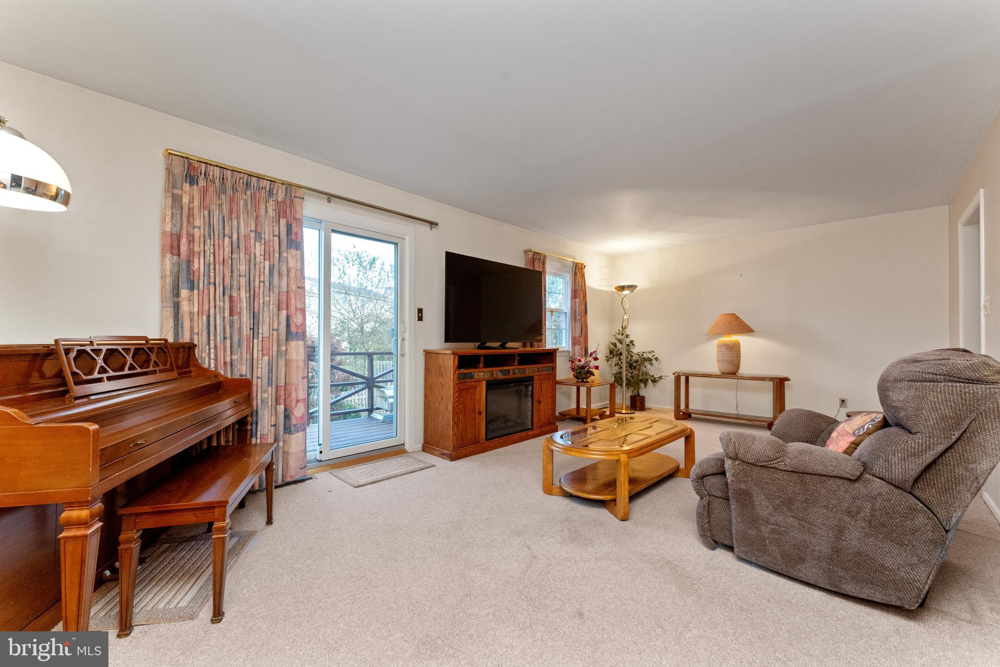 CLEARVIEW MANOR - Residential