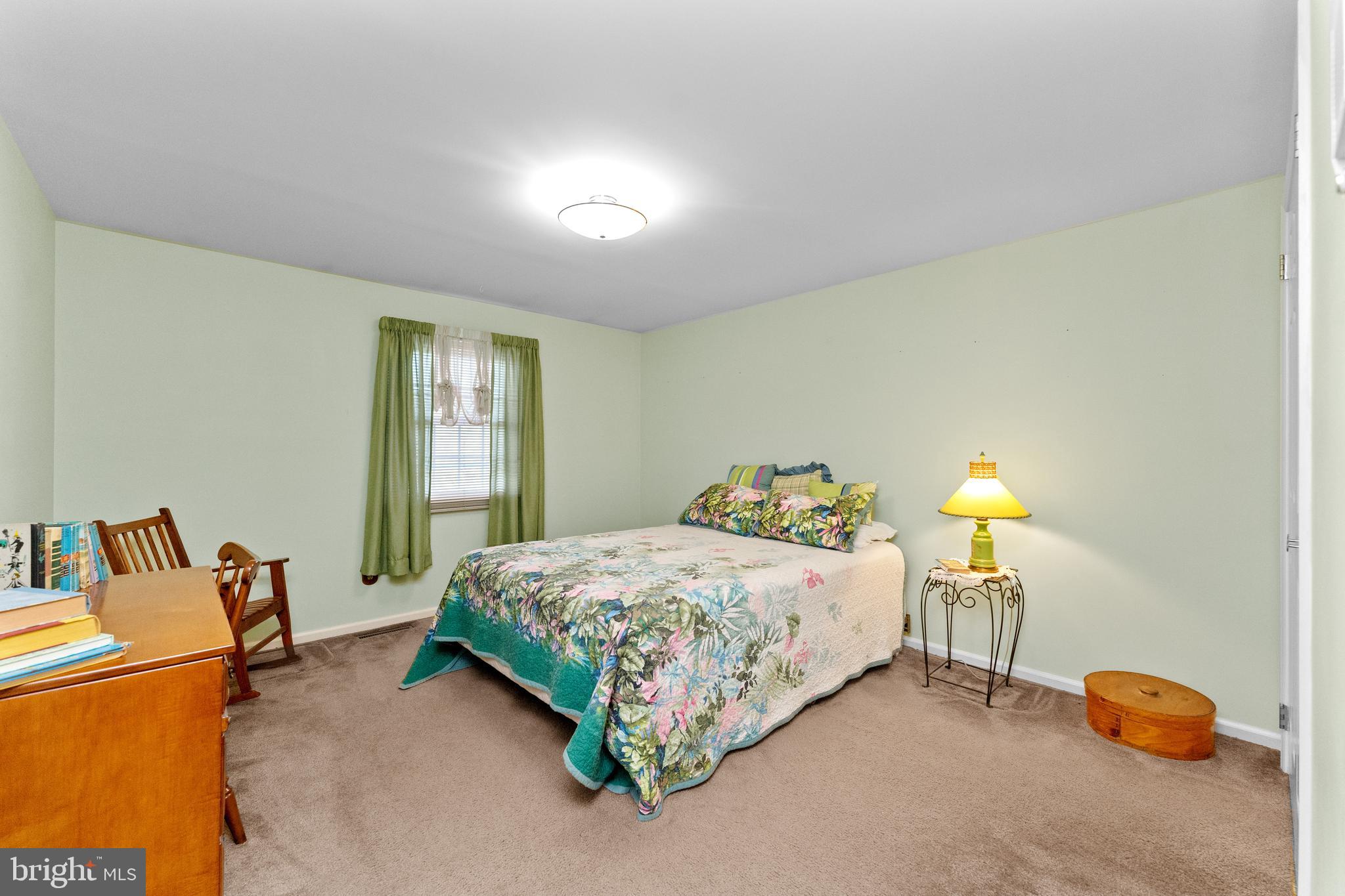 CLEARVIEW MANOR - Residential