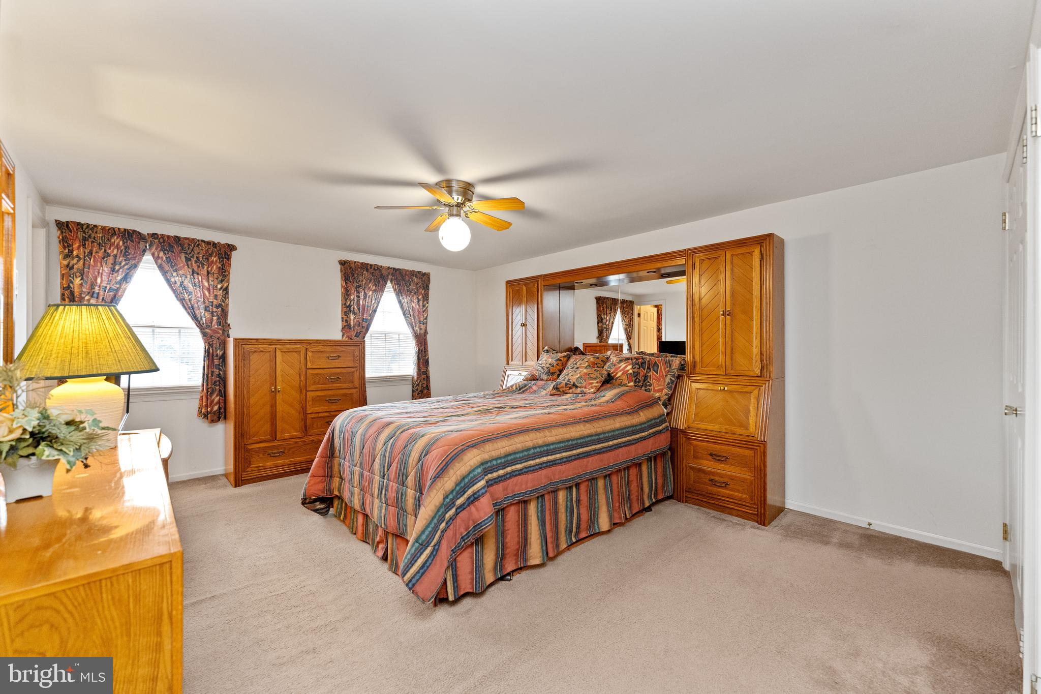 CLEARVIEW MANOR - Residential