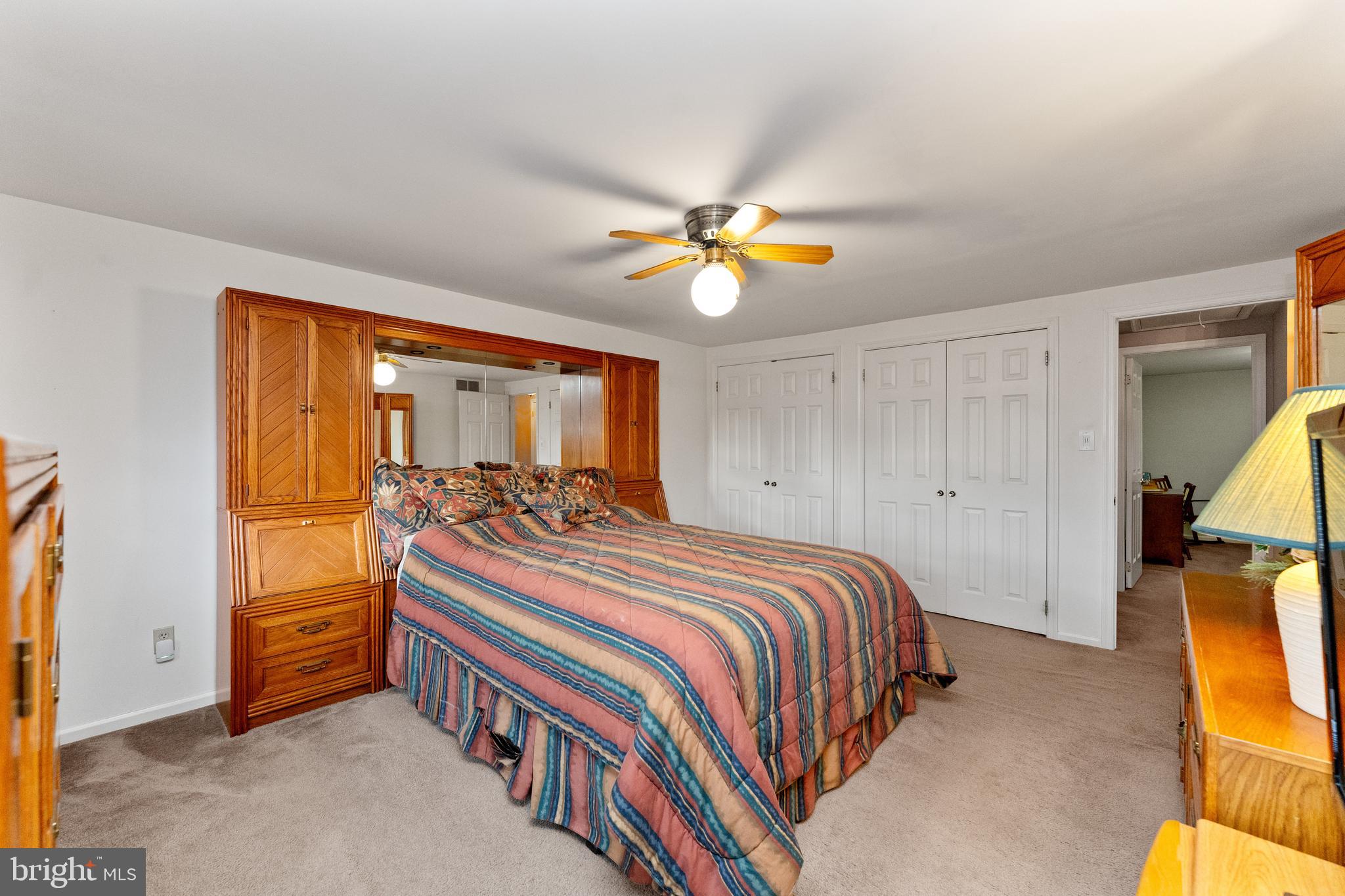 CLEARVIEW MANOR - Residential