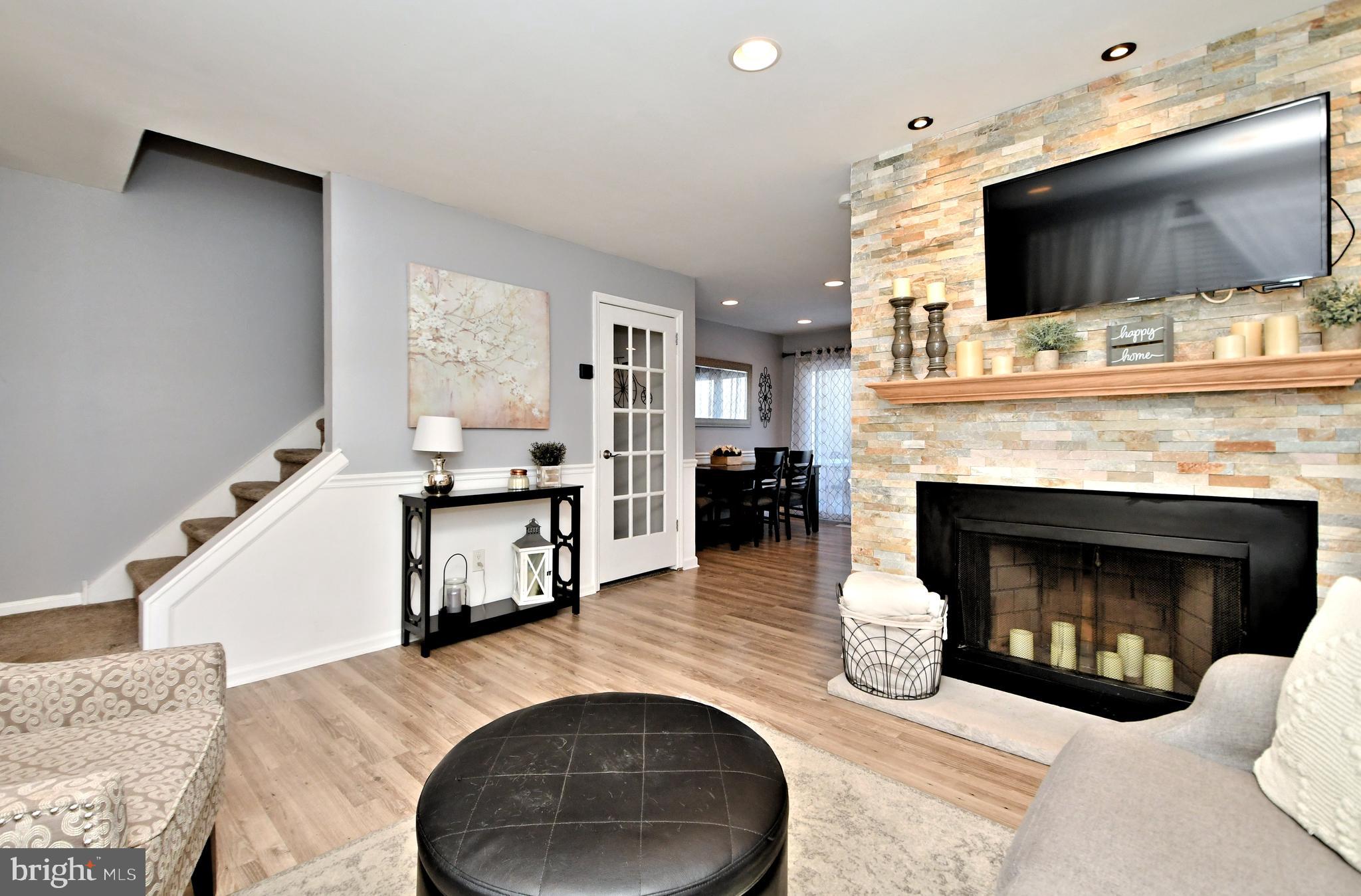 WILLISTOWN WOODS - Residential