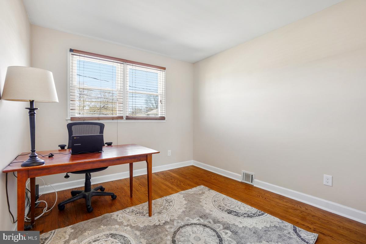 EDSALL PARK - Residential