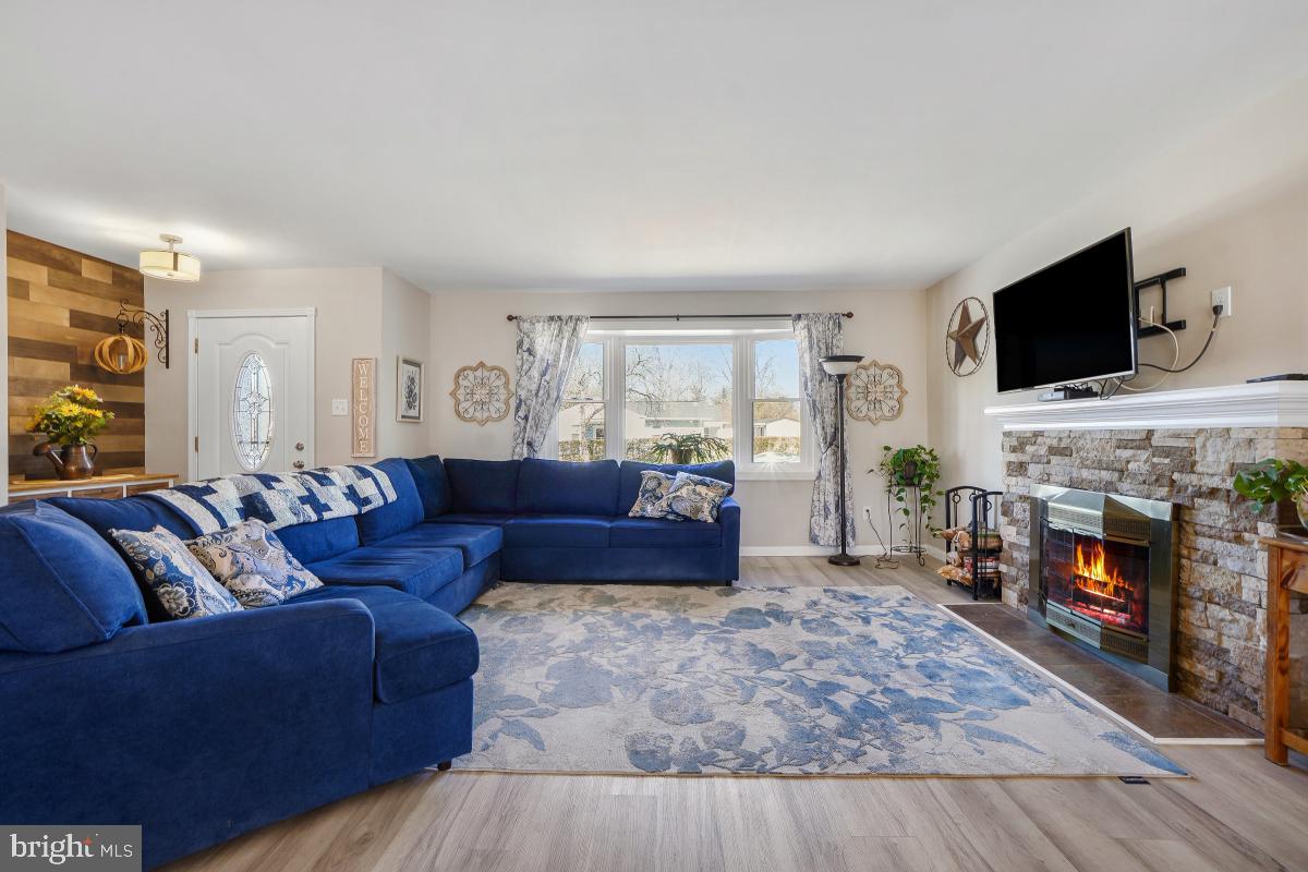 EDSALL PARK - Residential