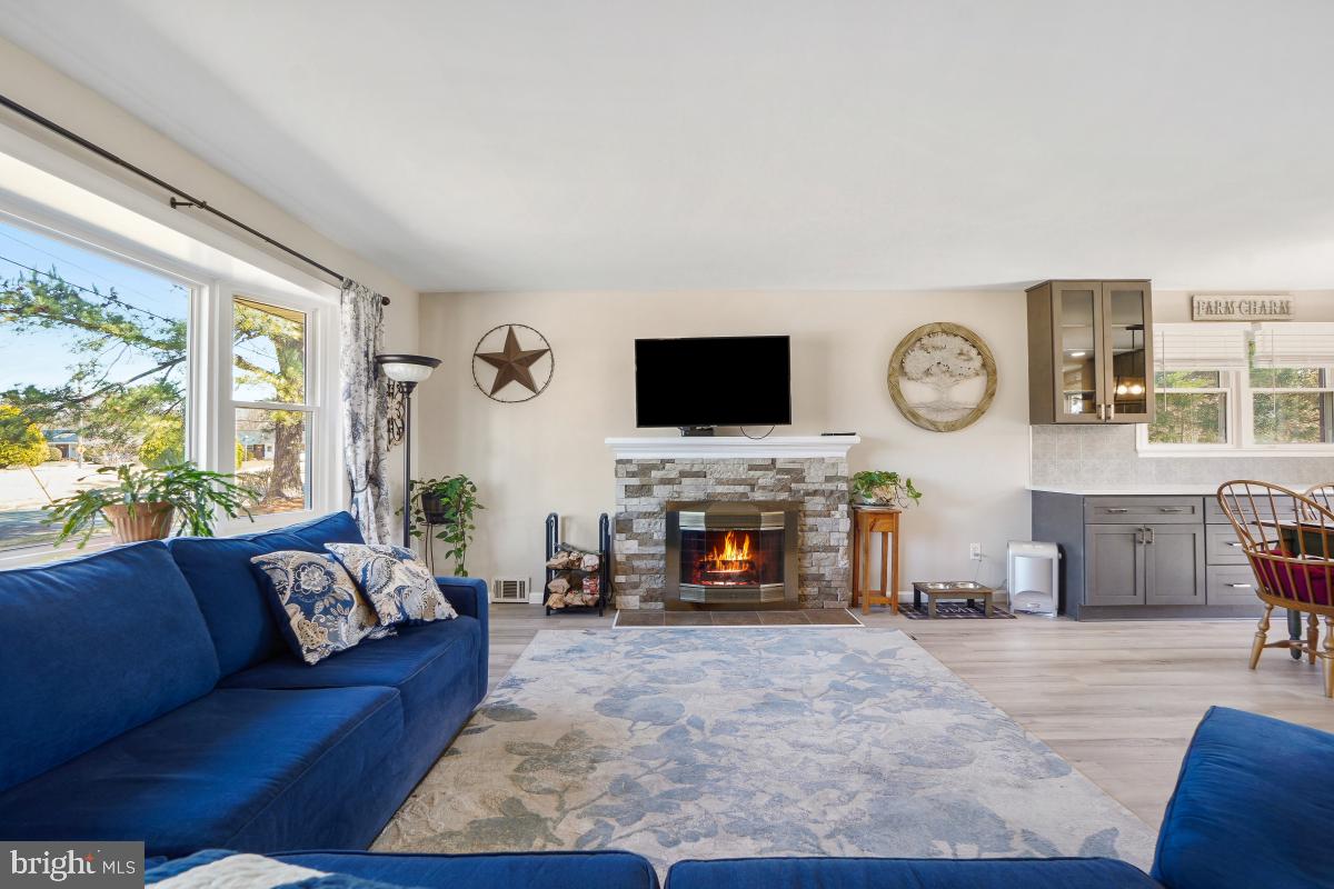 EDSALL PARK - Residential