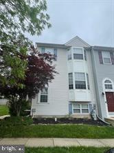 \VERY SPACIOUS END UNIT TOWNHOUSE WITH 2 STORY FOYER, THREE FINISHED LEVEL, 9FT CEILING ON THE MAIN LEVEL, BAY WINDOW OFF LIVING ROOM, OVERSIDE NEW DECK TO ENJOY OFF THE KITCHEN, FENCED BACKYARD, CONVENIENT LOCATION TO SHOPPING, PARKS AND RECREATION,