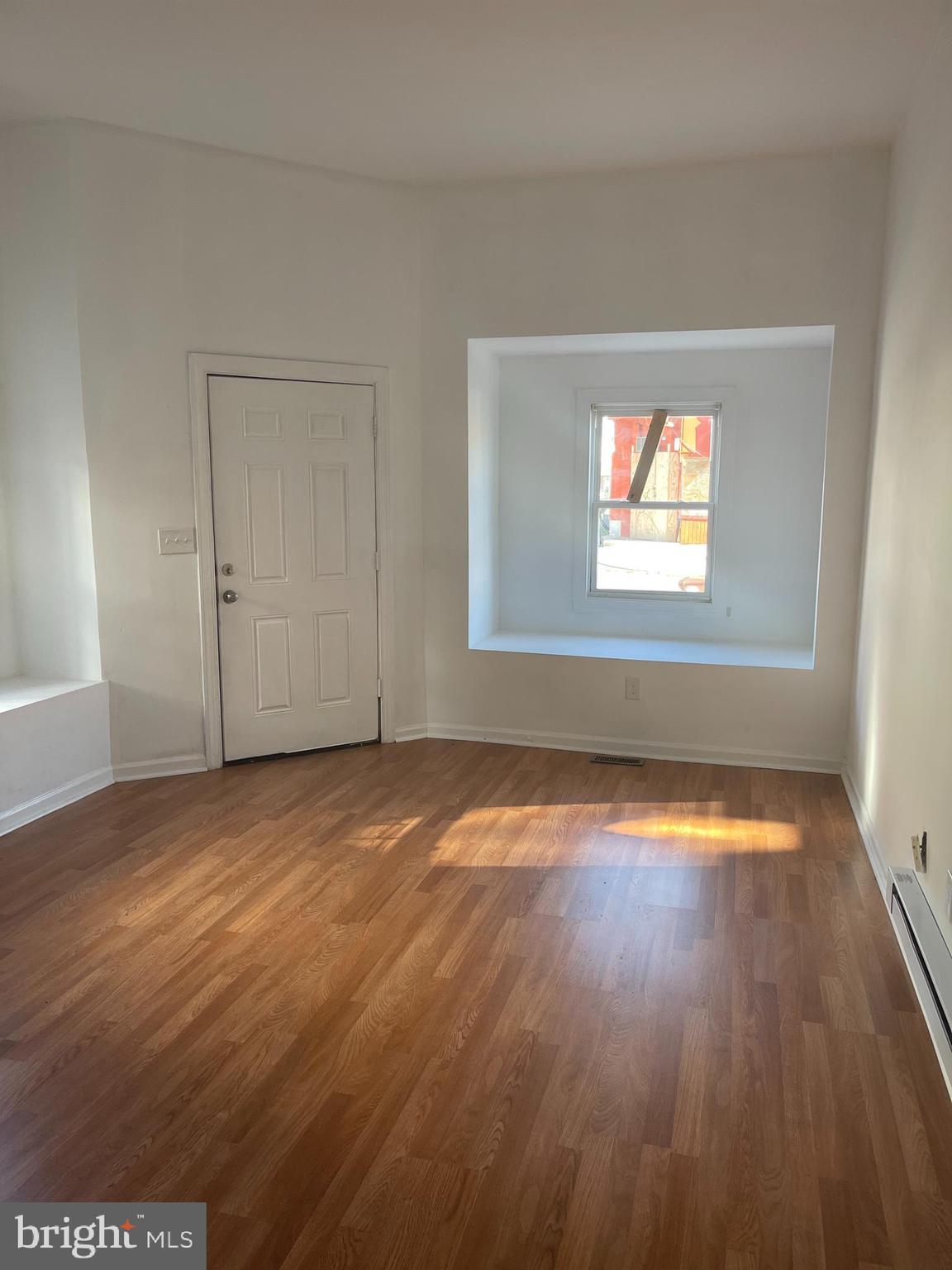 BROADWAY EAST - Residential