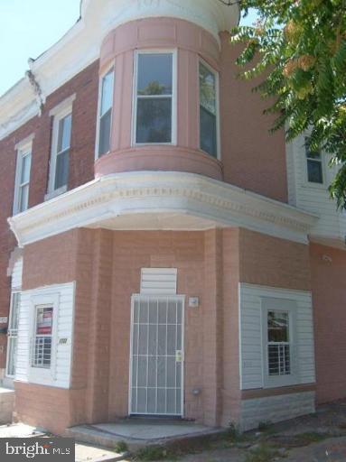 BROADWAY EAST - Residential