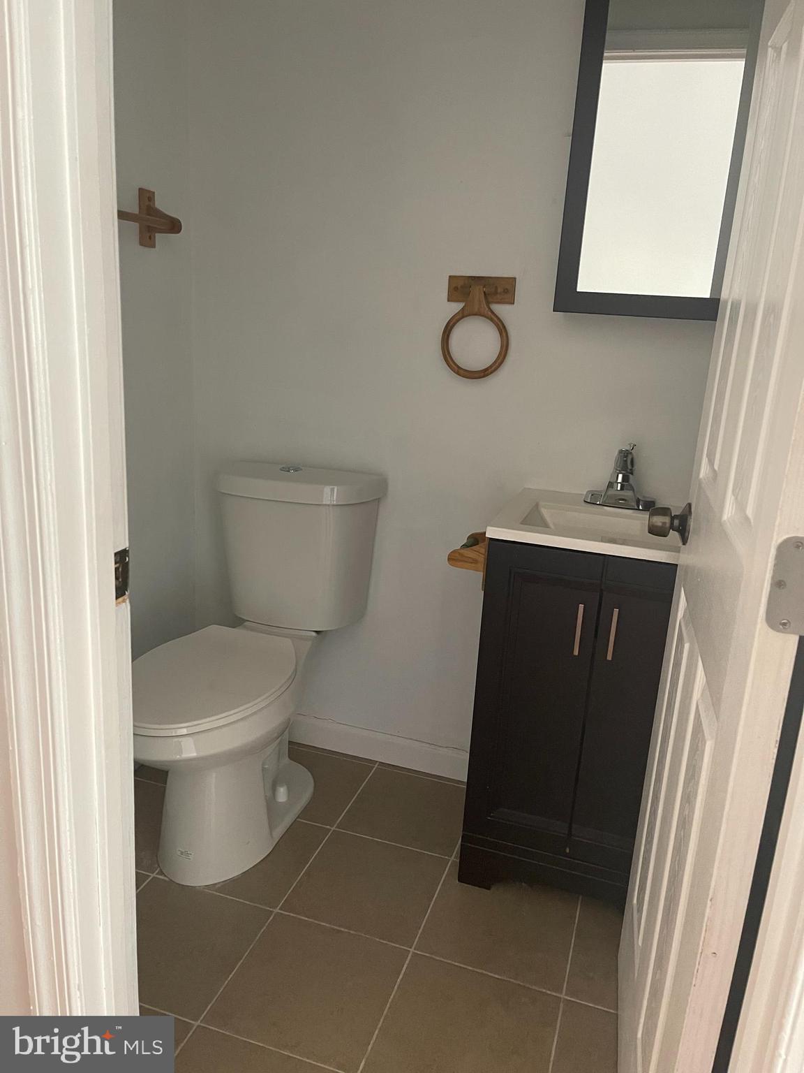 BROADWAY EAST - Residential