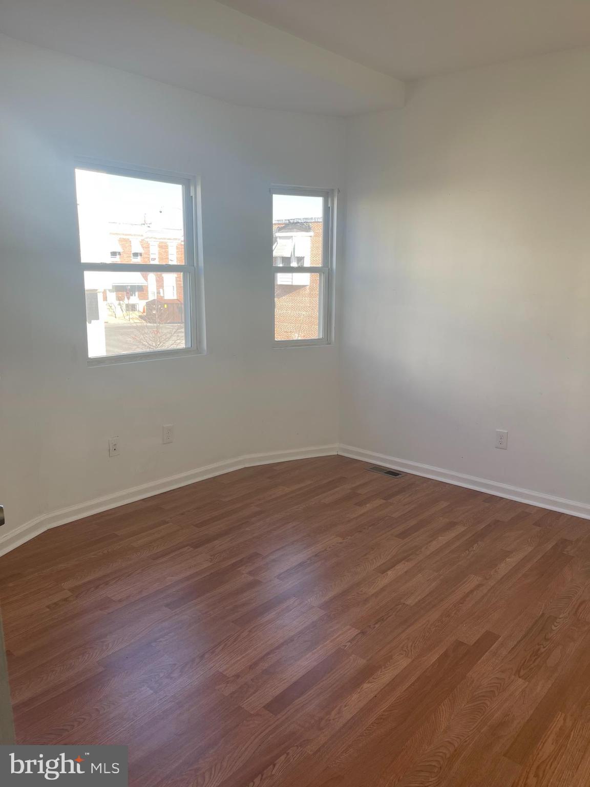 BROADWAY EAST - Residential