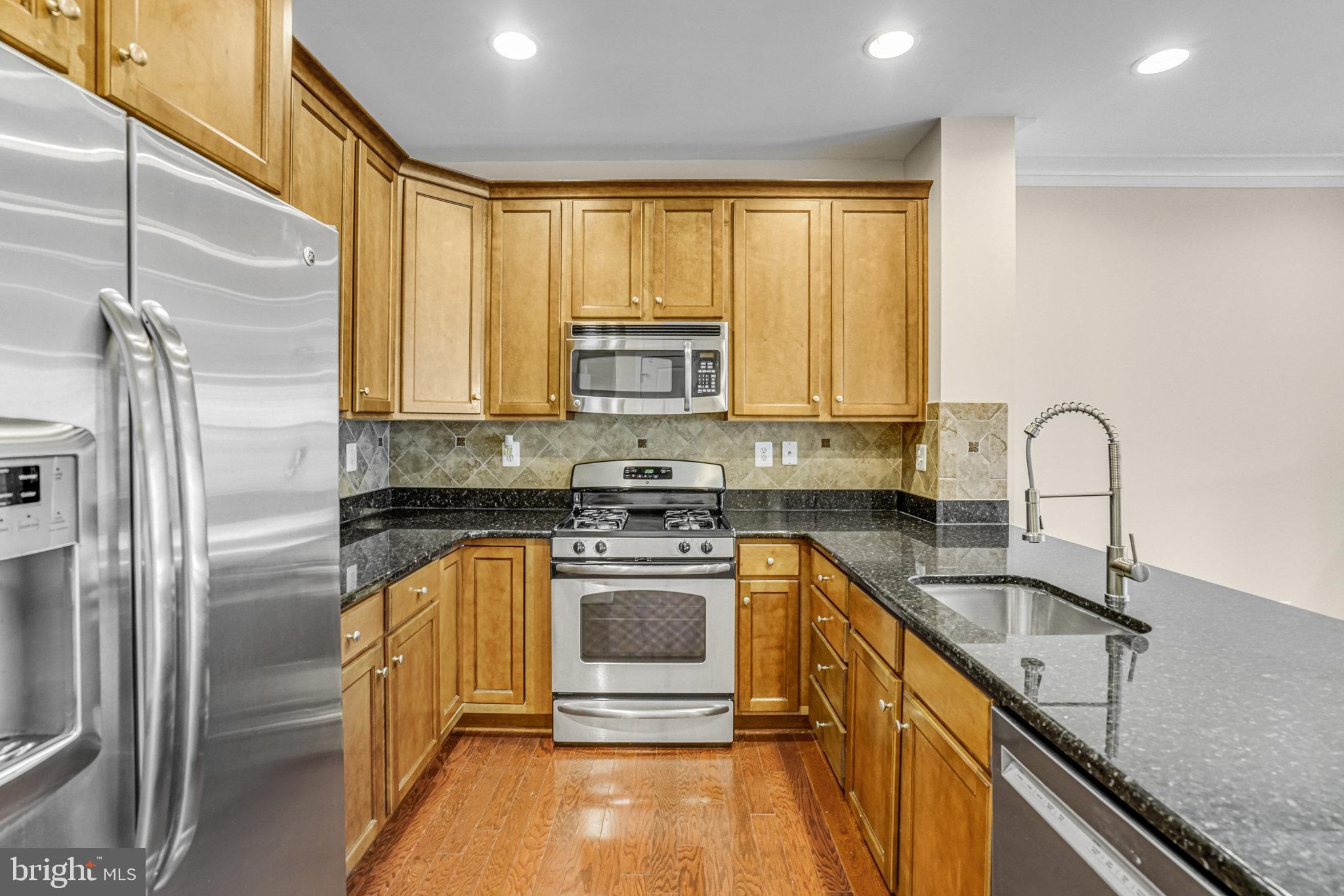 3941 OLD DOMINION BOULEVARD