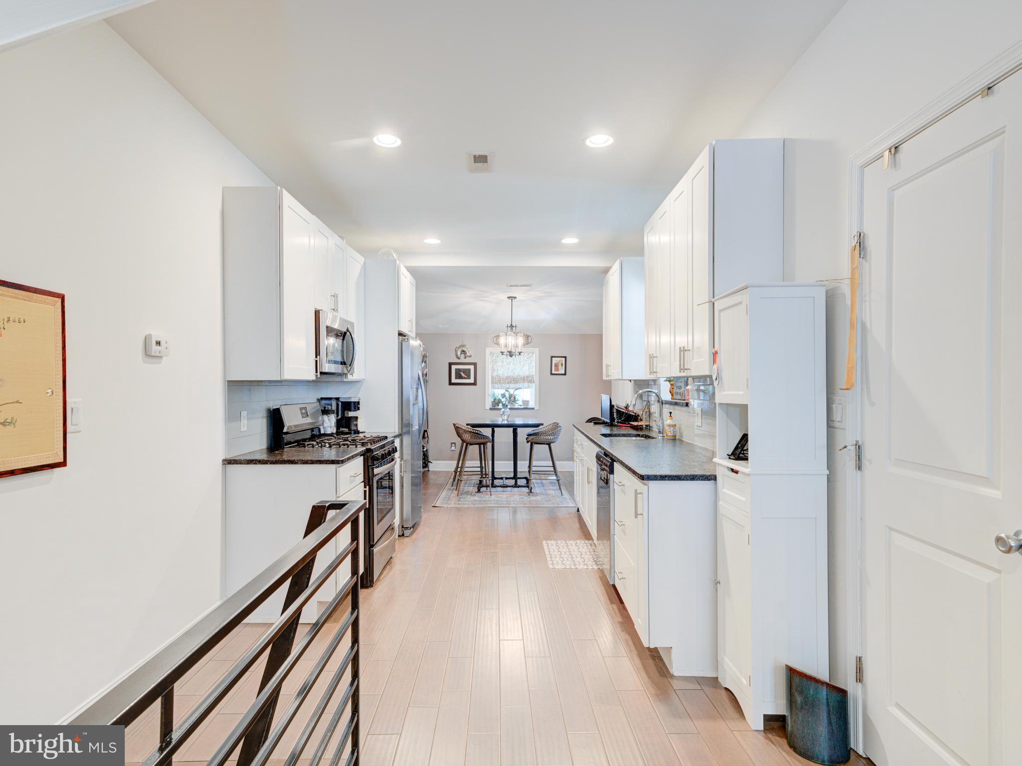 WHITMAN - Residential