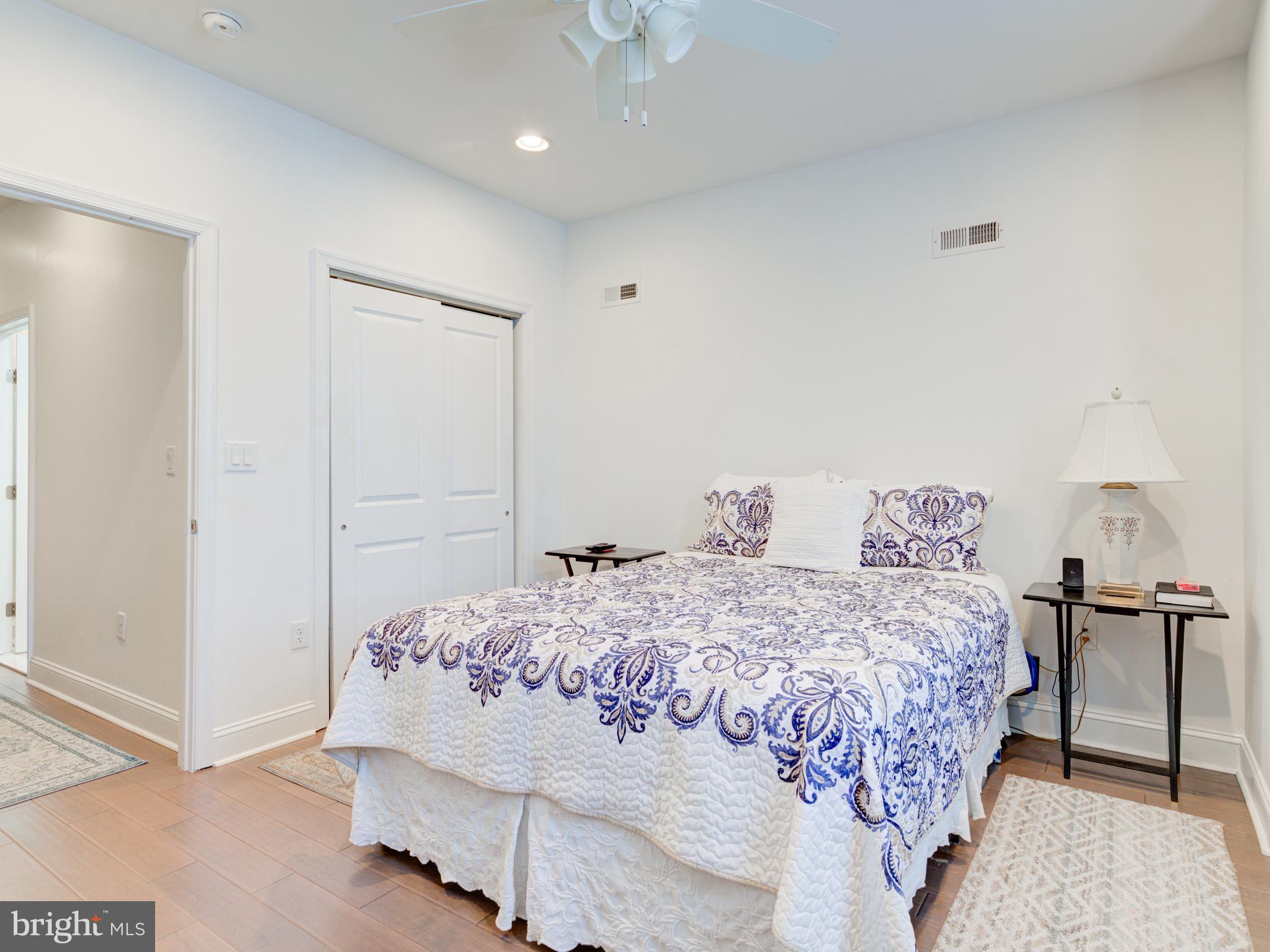 WHITMAN - Residential