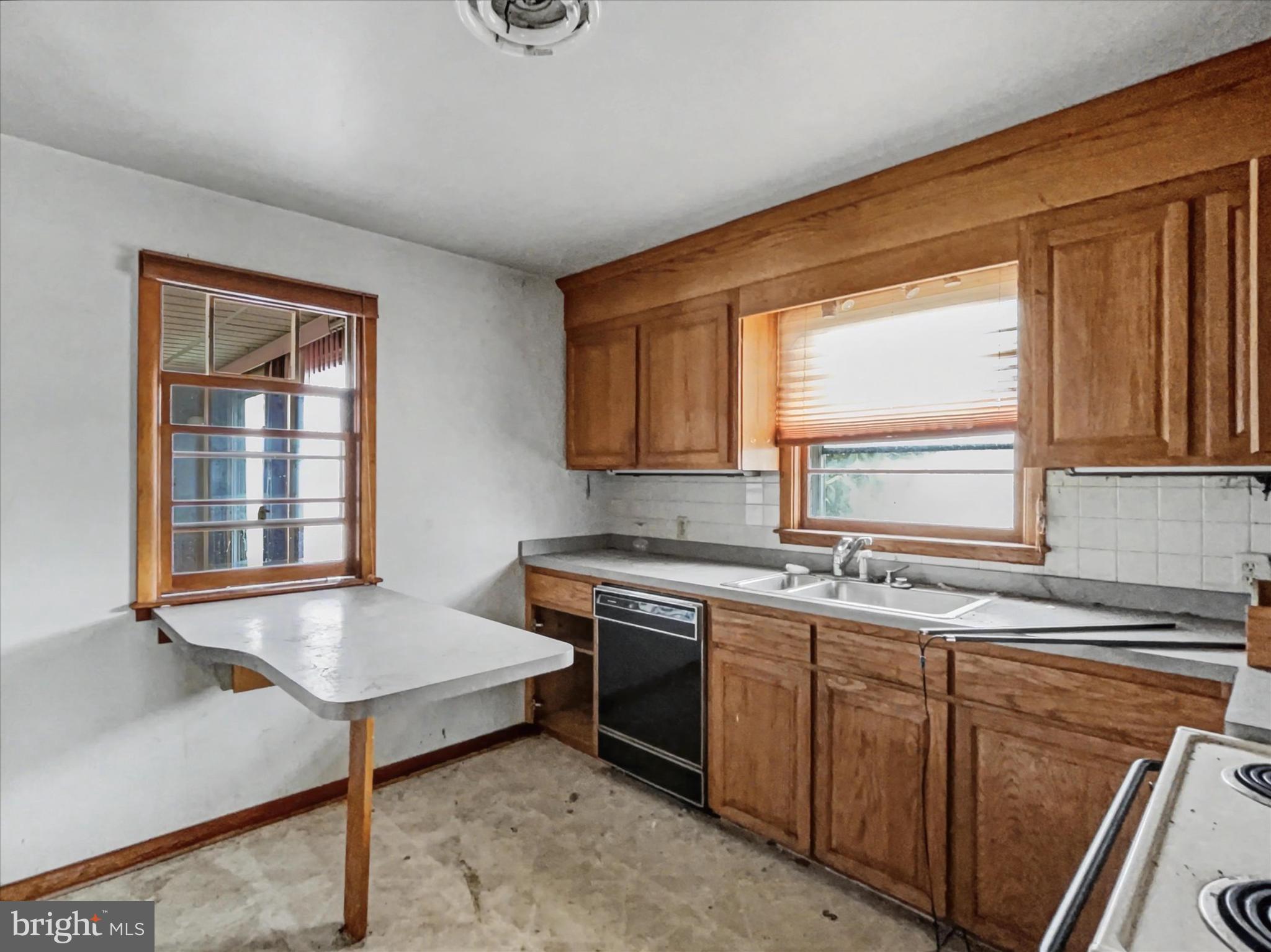 WASHINGTON TWP - Residential