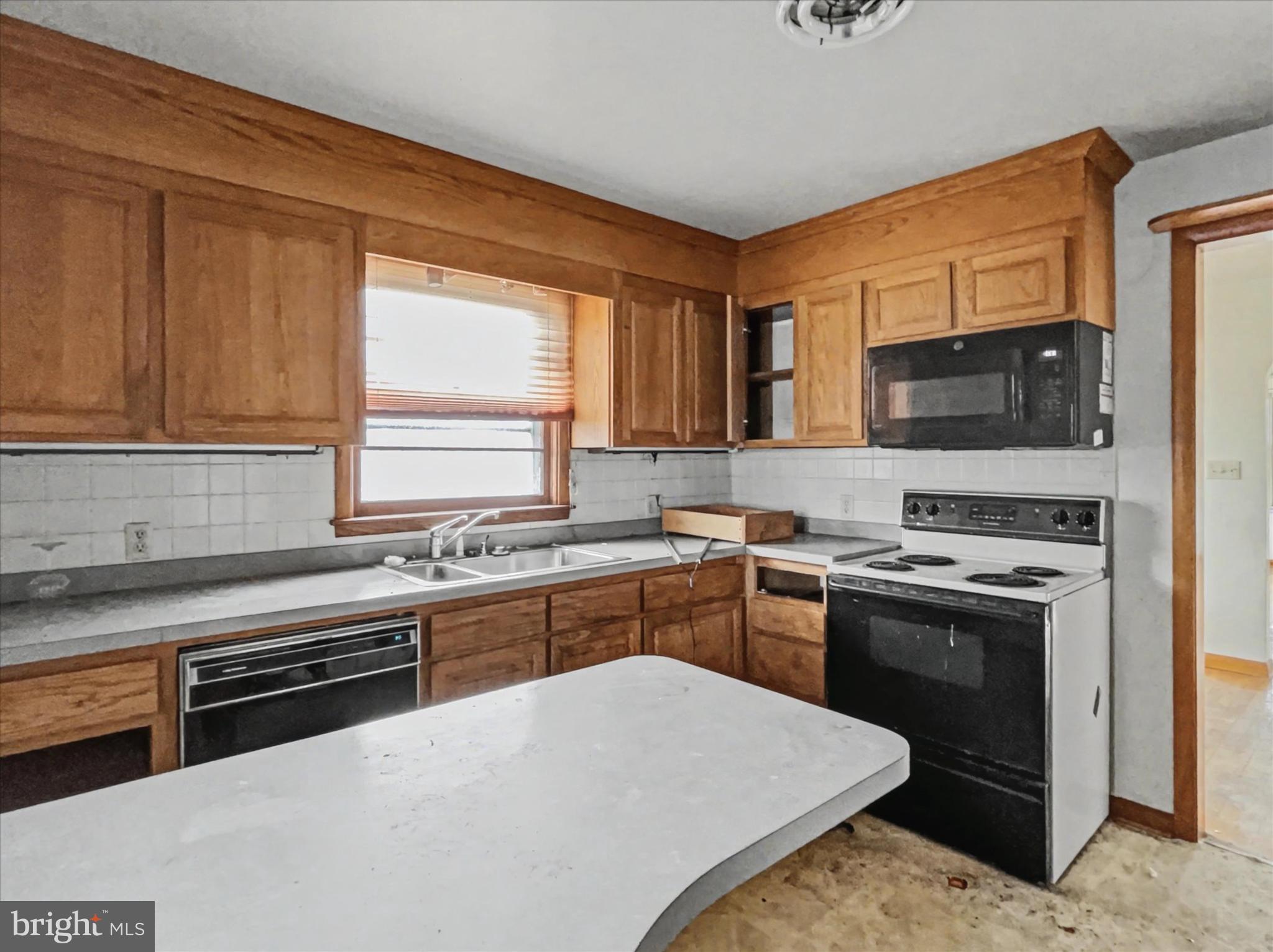 WASHINGTON TWP - Residential