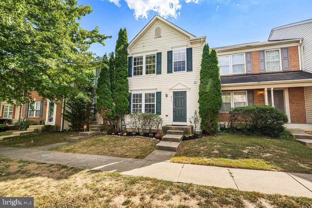 Gorgeous updated townhome in the Newtown community! Living room with hardwood floors flow into a large kitchen and dining room with luxury vinyl plank floors, stainless steel appliances, granite counters tops and a kitchen island with a bump out that provides an abundance of natural light! The upper level boasts a primary bedroom with a walk-in closet and spa-like bathroom featuring a large soaking tub! There are two additional bedrooms and hall bathroom. The lower level is fully finished with a family room and game room/office with luxury vinyl plank floors and walkout to the rear yard with a patio and raised garden beds! Enjoy all the amenities this community has to offer such as three swimming pools, a tennis court, dog park, multiple playgrounds and a central park area. Newtown is conveniently located in Owings Mills close to all amenities Owings Mills has to offer!
Updates Include;
New HVAC 2024, Water Heater 2023, Kitchen floors 2024, basement floors 2024, carpet on stairs 2025, Smart Thermostat 2025, Hardwood Floors 2017, Neutral painted walls 2021,
Granite counter Tops 2015, Stainless Appliances 2015