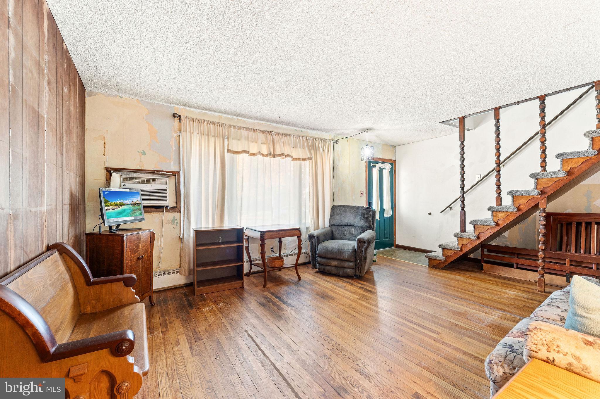 700 ELIZABETH AVENUE