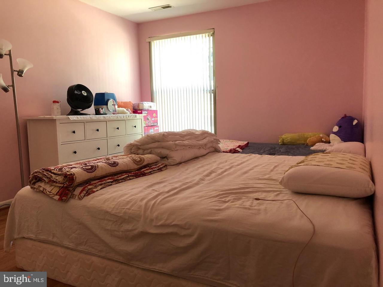 WOODBURN VILLAGE - Residential