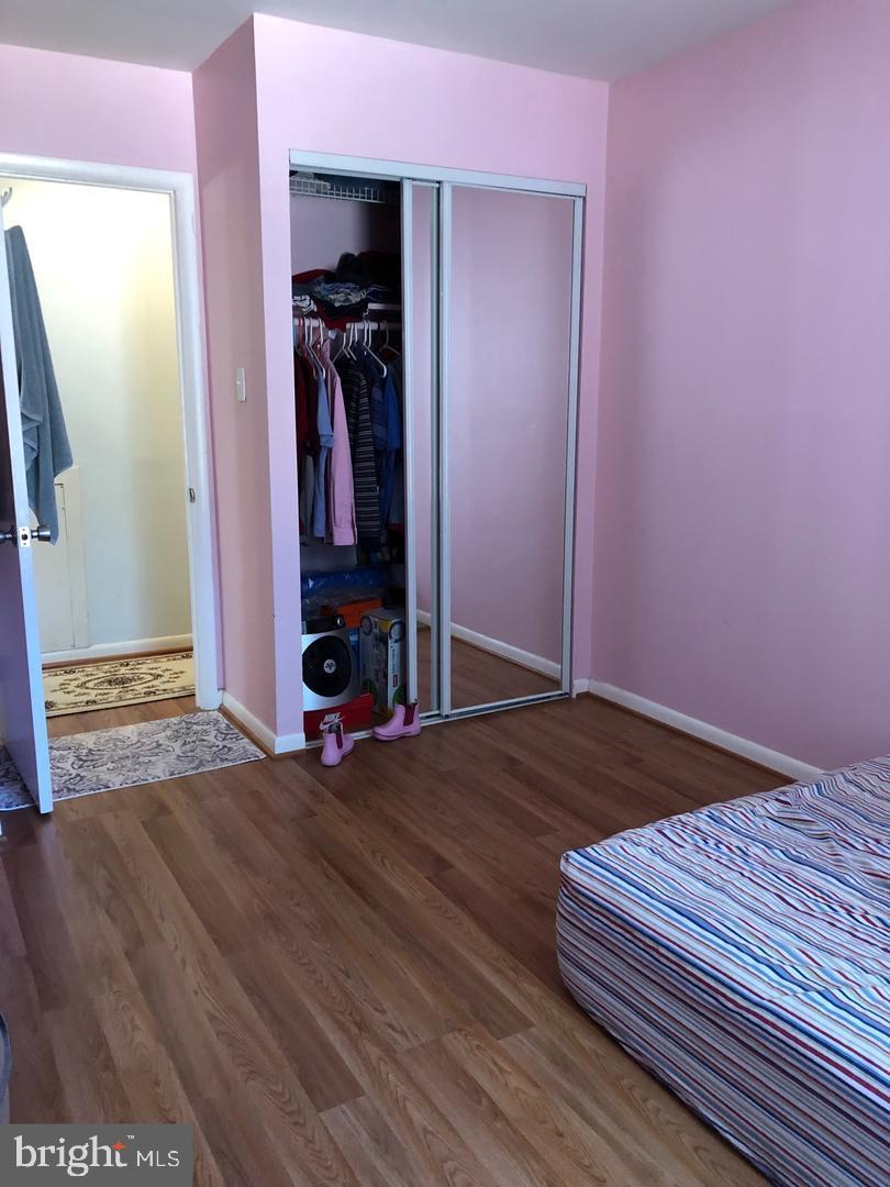 WOODBURN VILLAGE - Residential