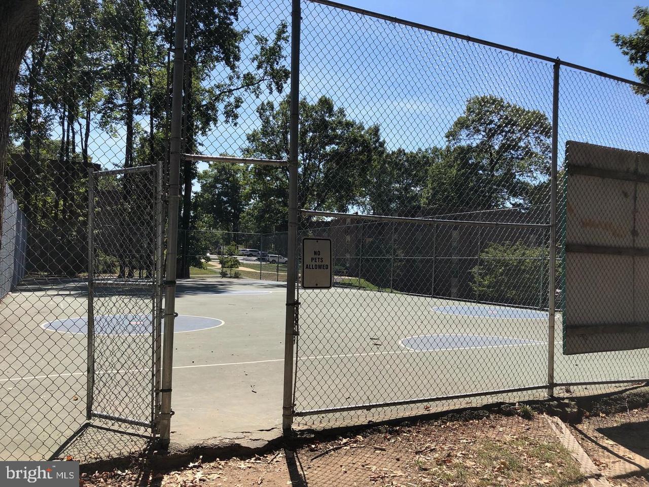 WOODBURN VILLAGE - Residential