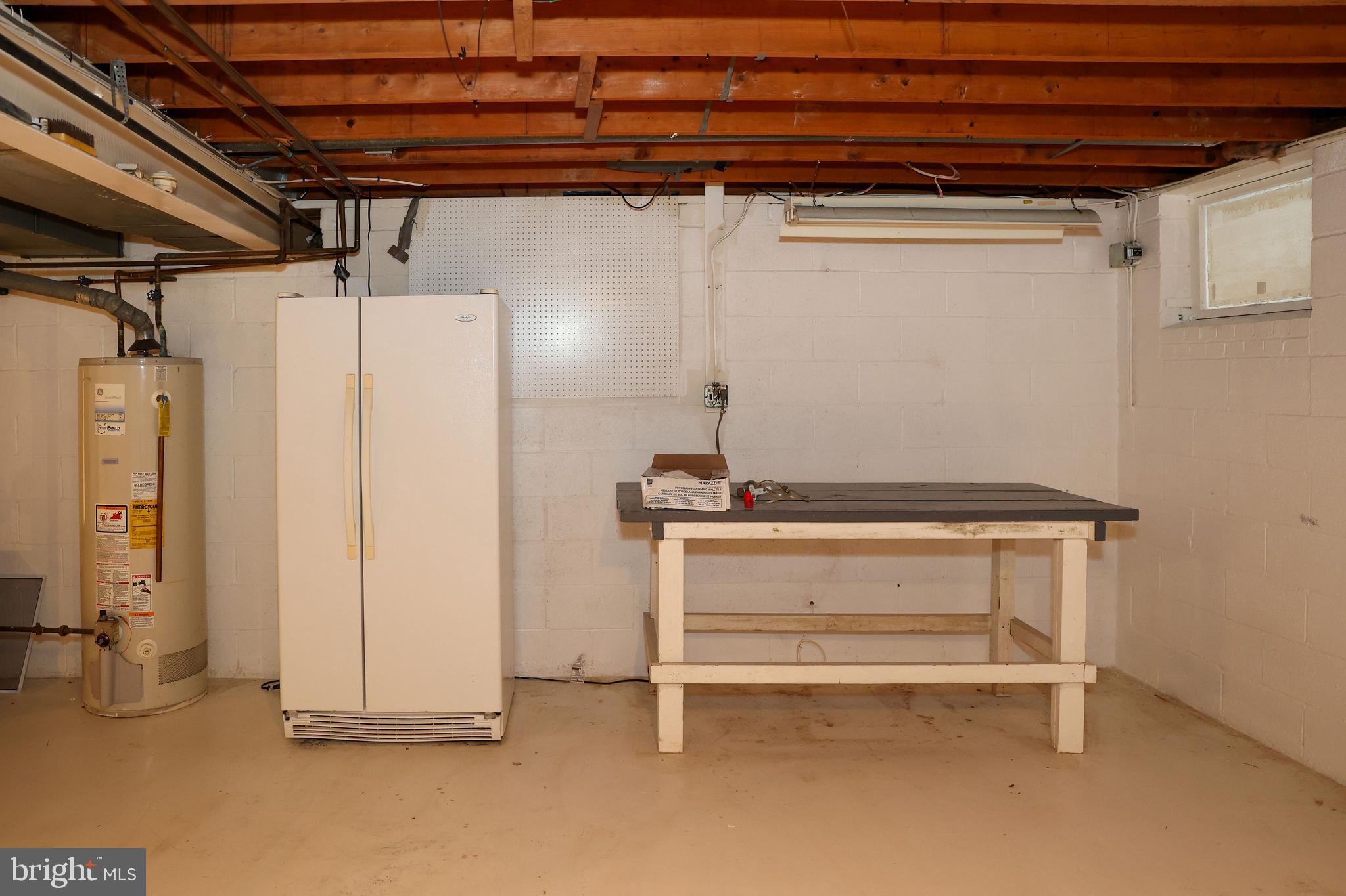 WOODBRIDGE VALLEY - Residential