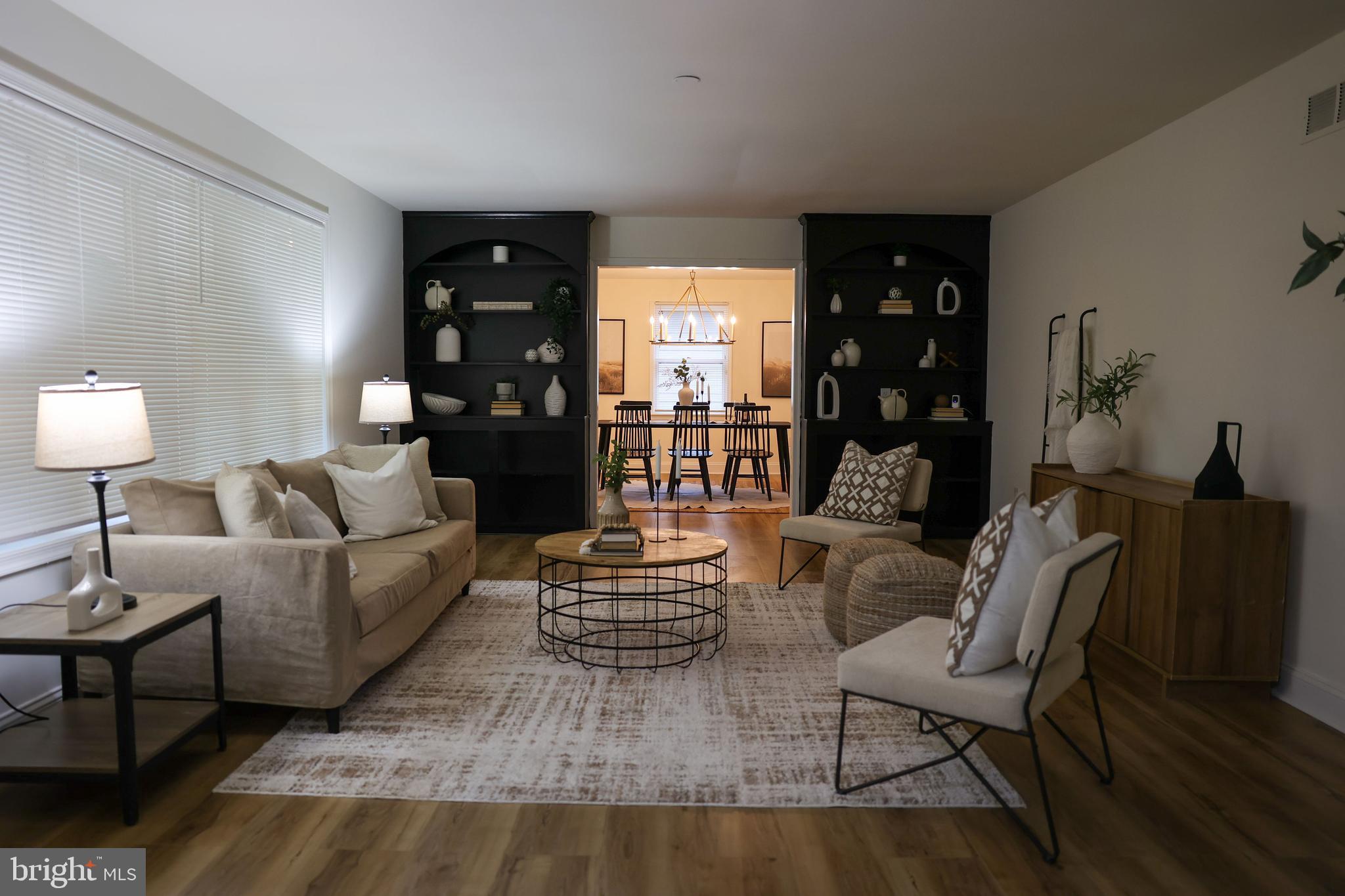 WOODBRIDGE VALLEY - Residential