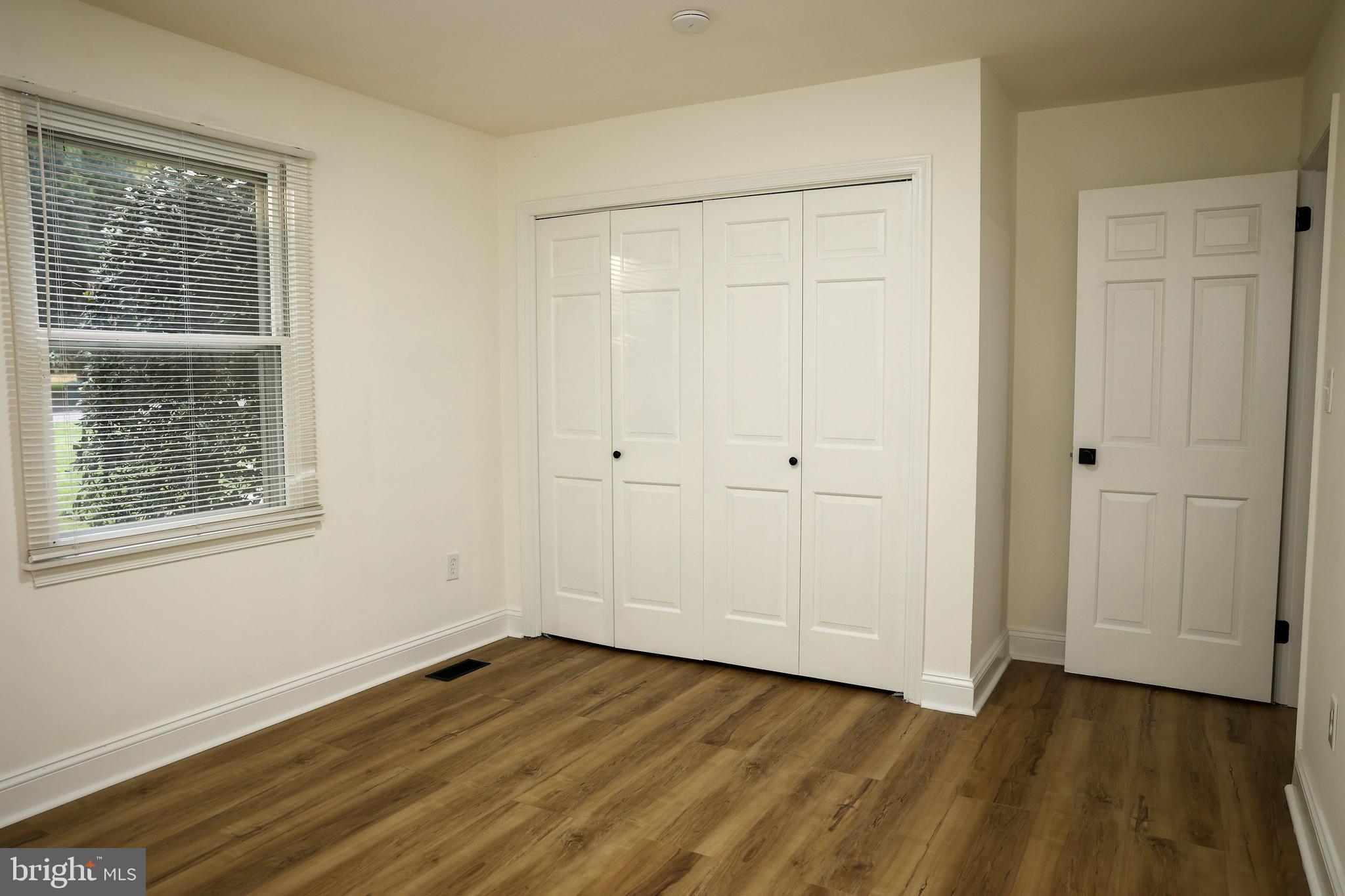 WOODBRIDGE VALLEY - Residential